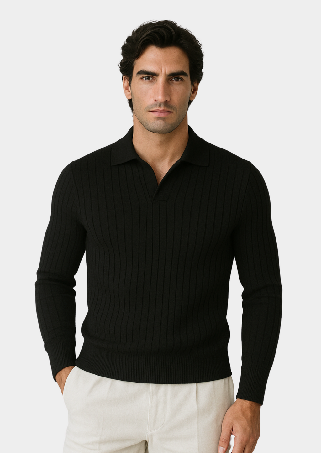 Polo noir sans boutons avec texture côtelée