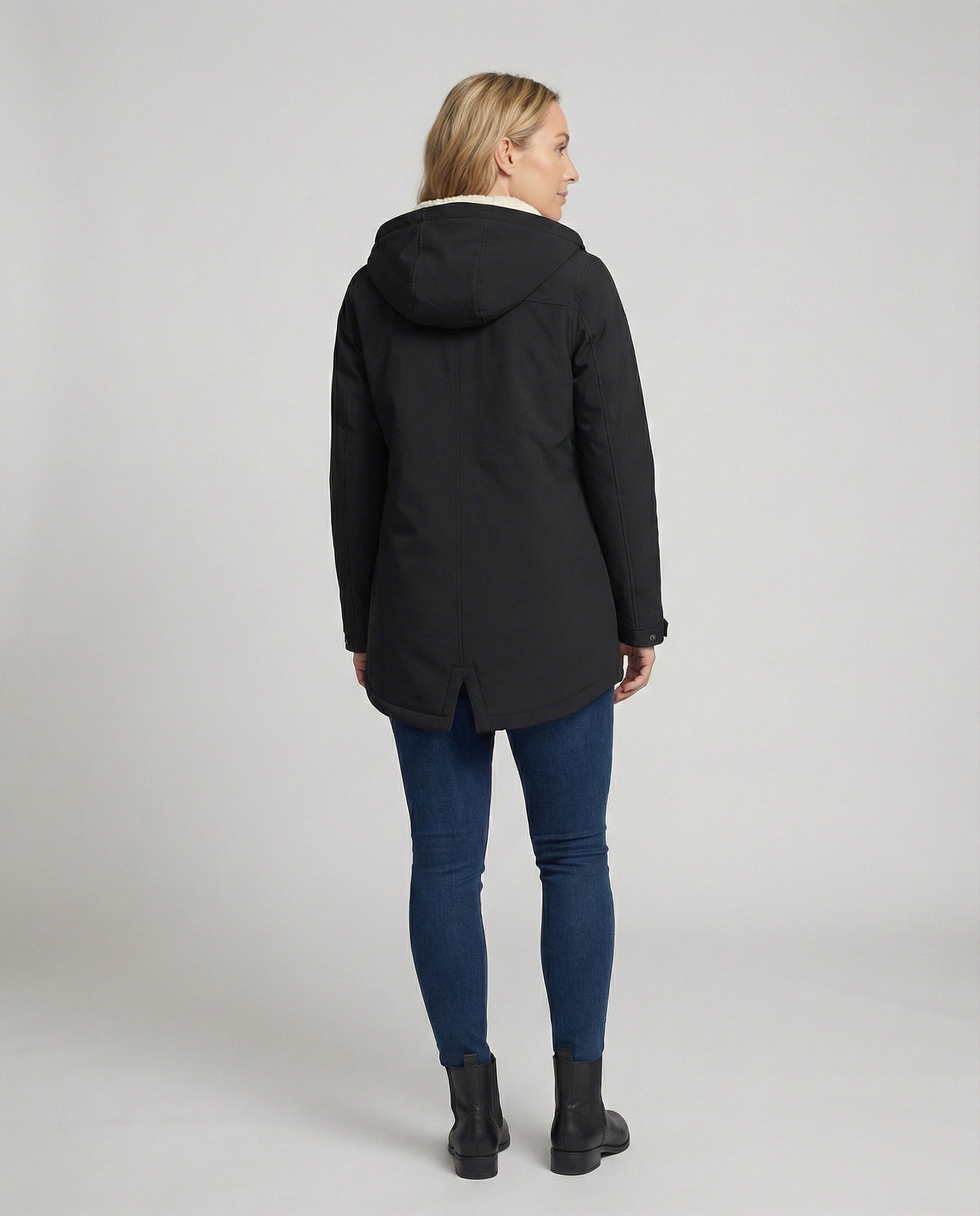 The Elara Parka — Onyx Fleece Lined