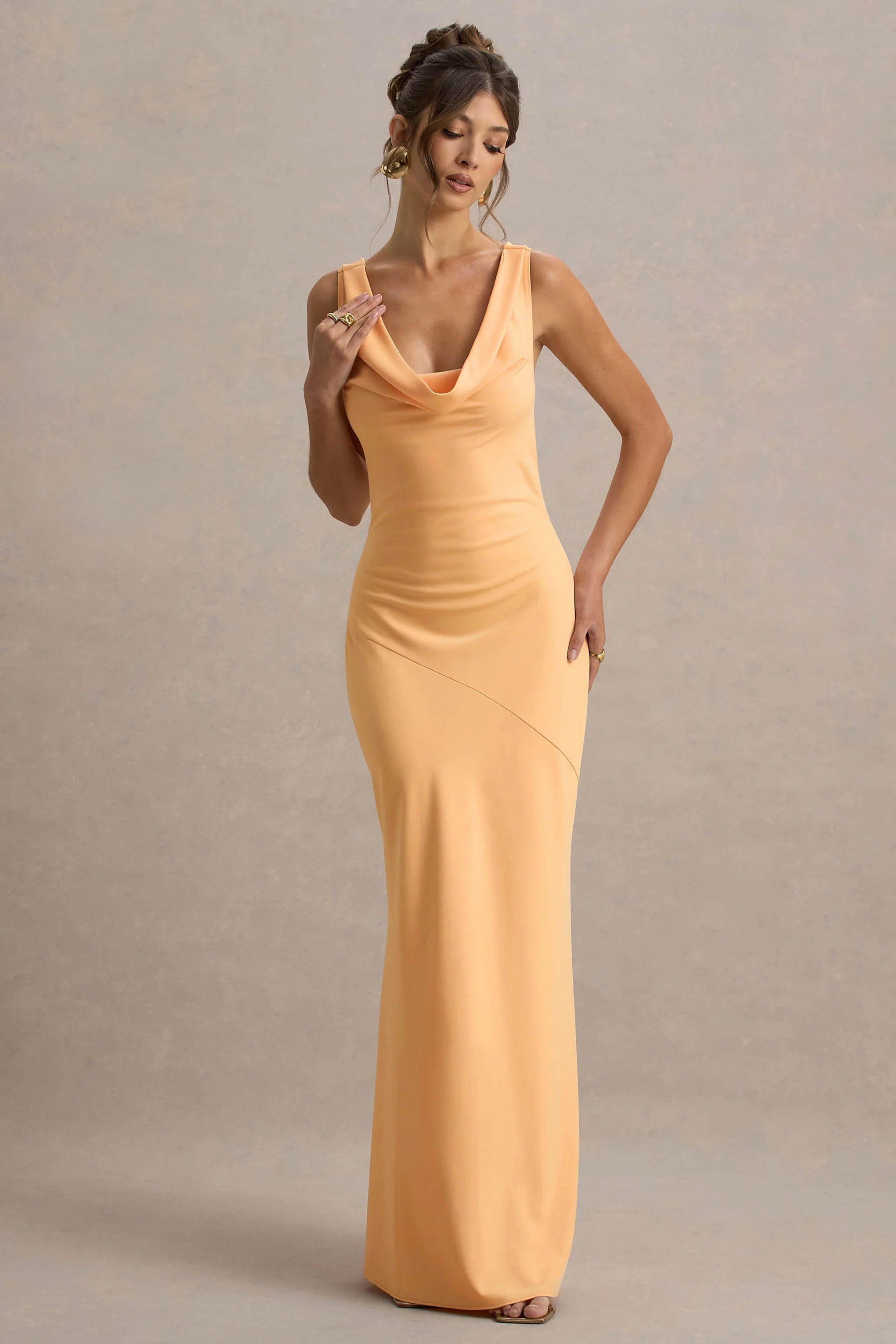 LENA | Robe Maxi au Style Minimaliste avec Encolure Drapée
