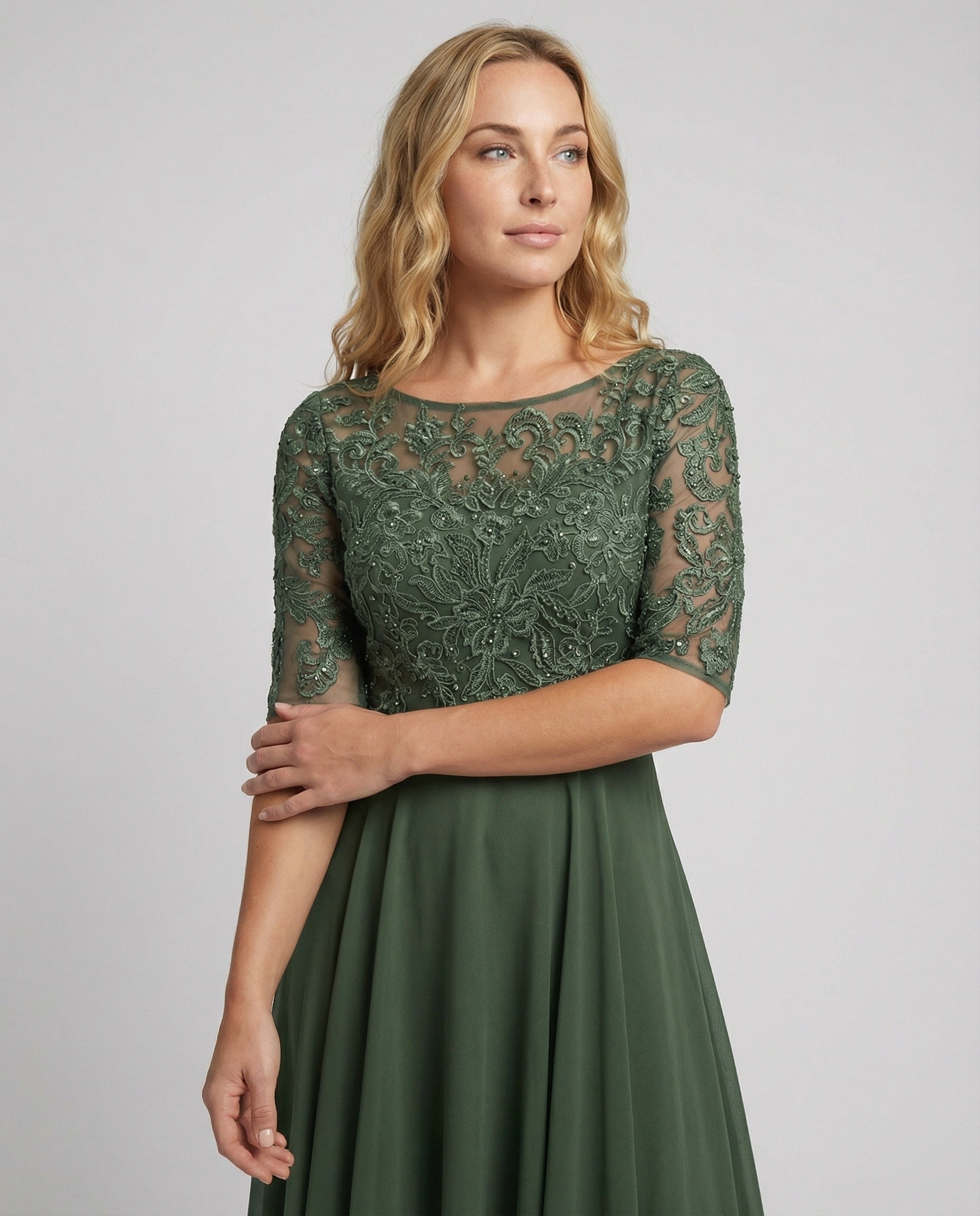The Liora — Emerald Lace Midi Dress