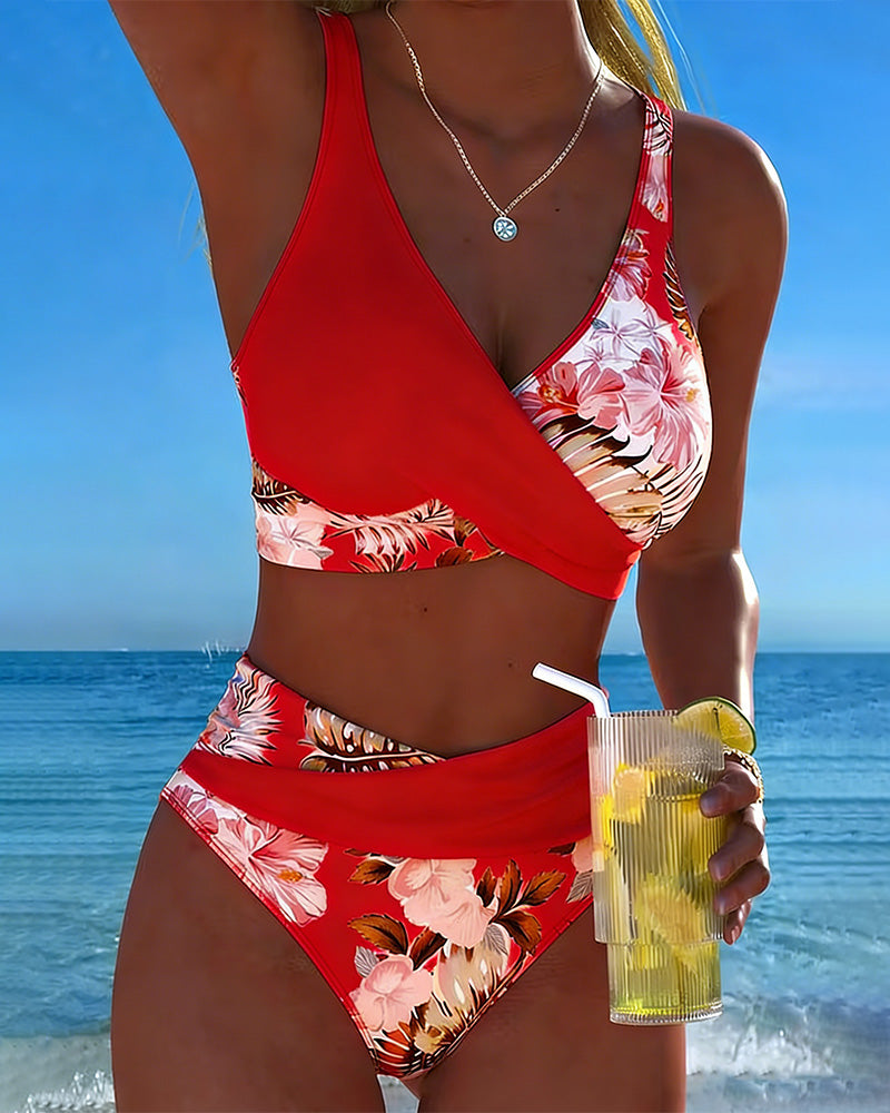 Bikini fendu à motif floral contrastant