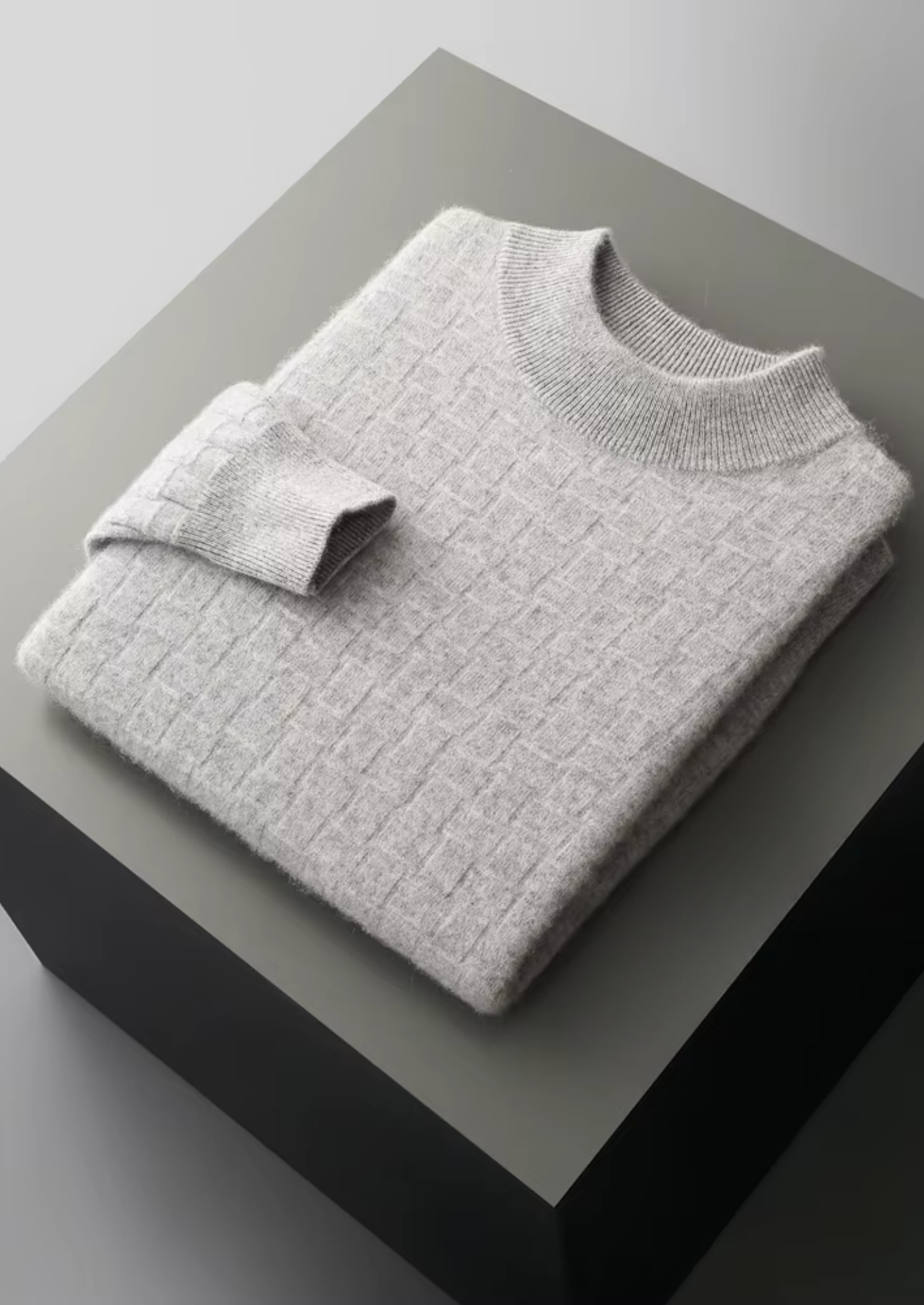 Col montant en laine mérinos extra-fine pure avec texture