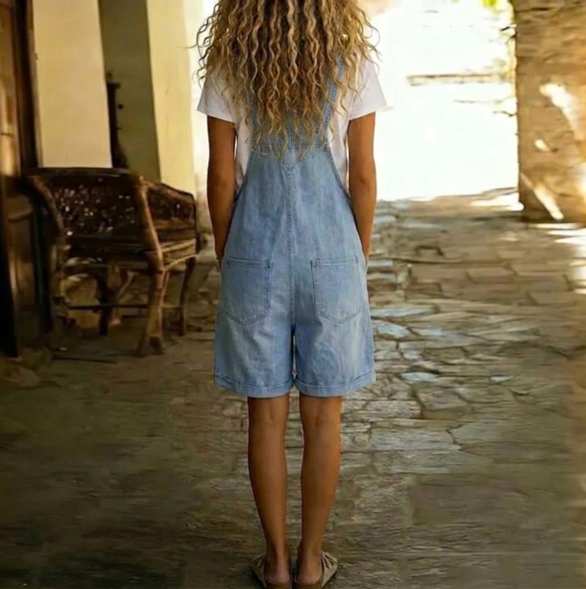 Saylor | Salopette en jean doux bleu clair à effet vintage
