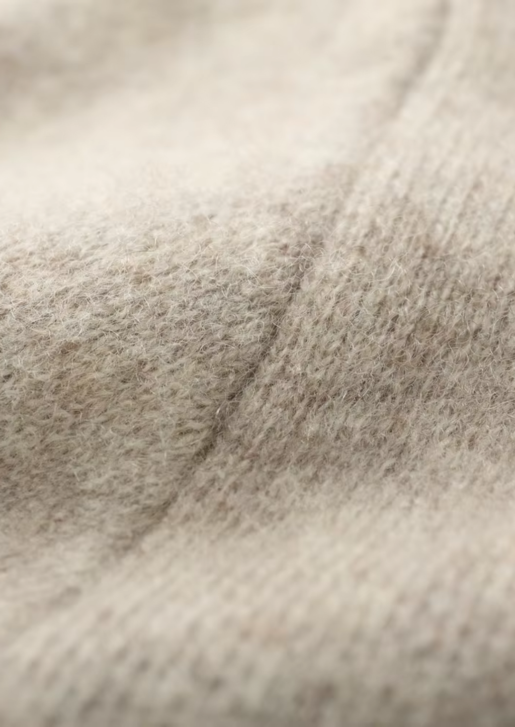 PULL COL V EN LAINE MÉRINOS EXTRA-FINE PURE