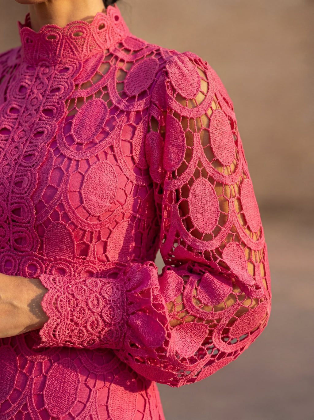 Robe Élégante en Soie Carmona – Maison Claire et Sylvie