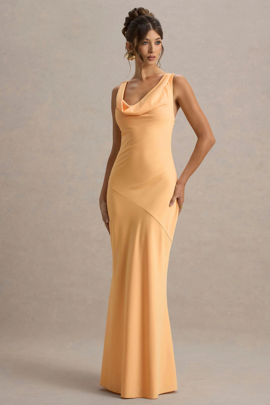 LENA | Robe Maxi au Style Minimaliste avec Encolure Drapée