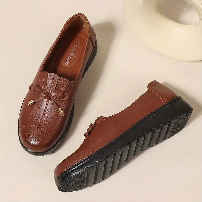 Sophie — Noir Leather Moccasins