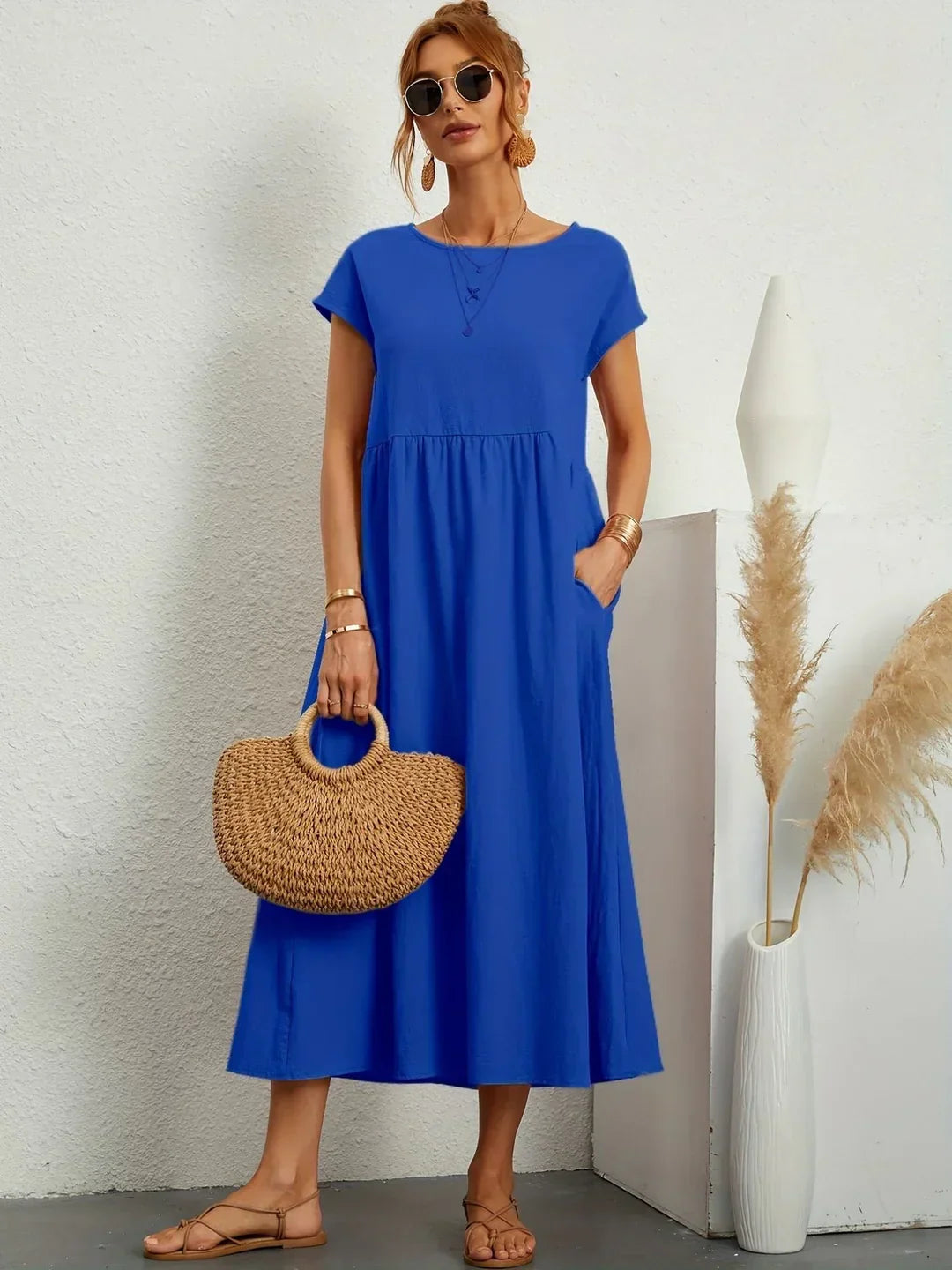 Gabrielle™ — Élégance intemporelle dans une robe midi fluide