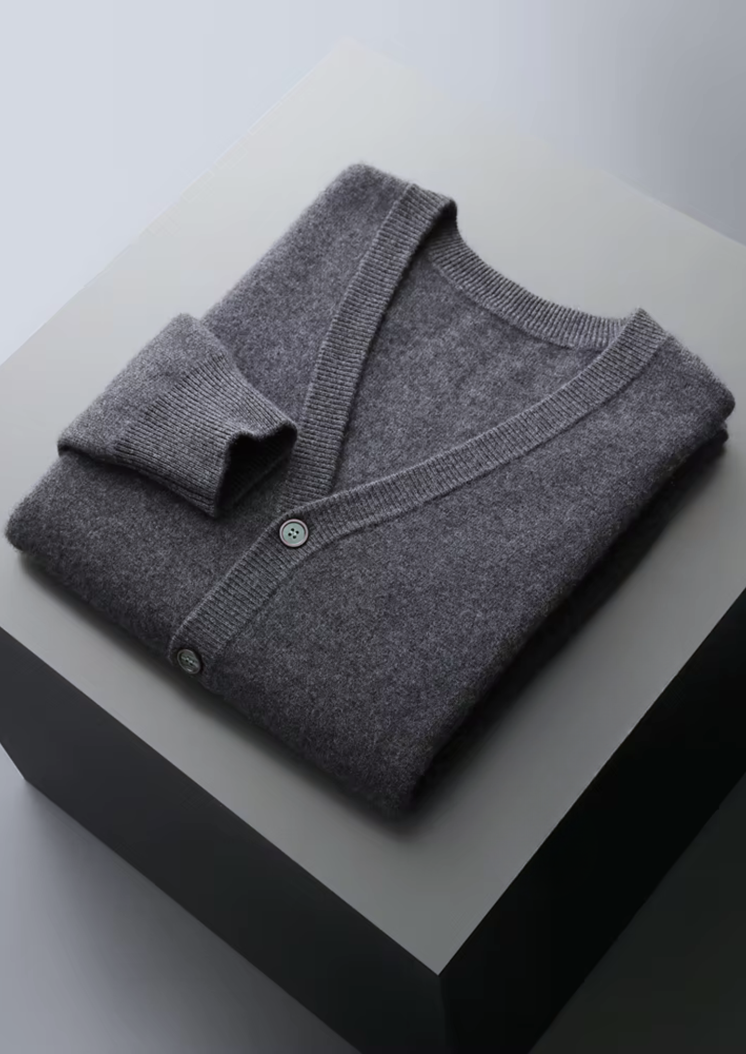 Cardigan classique en laine mérinos pure extra-fine