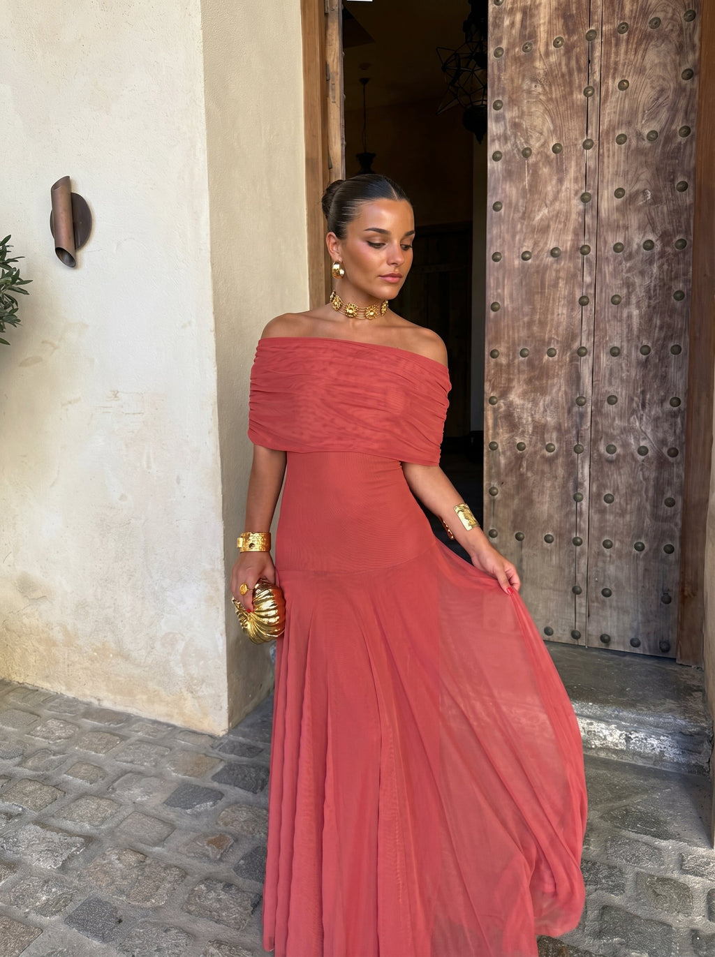 Robe Élégante Simba en Tulle de Soie – Maison Claire et Sylvie