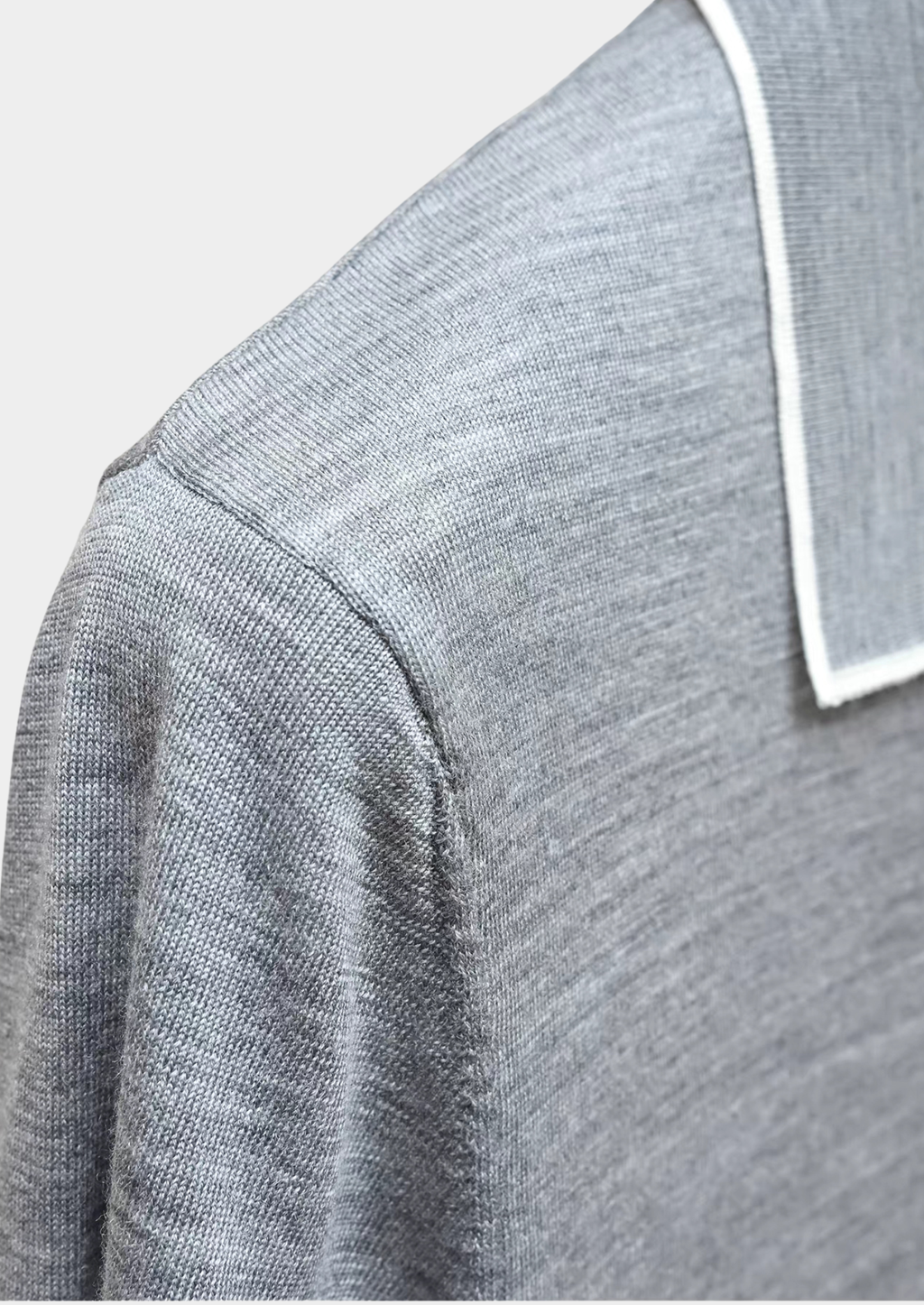 Polo Ellis léger en gris clair