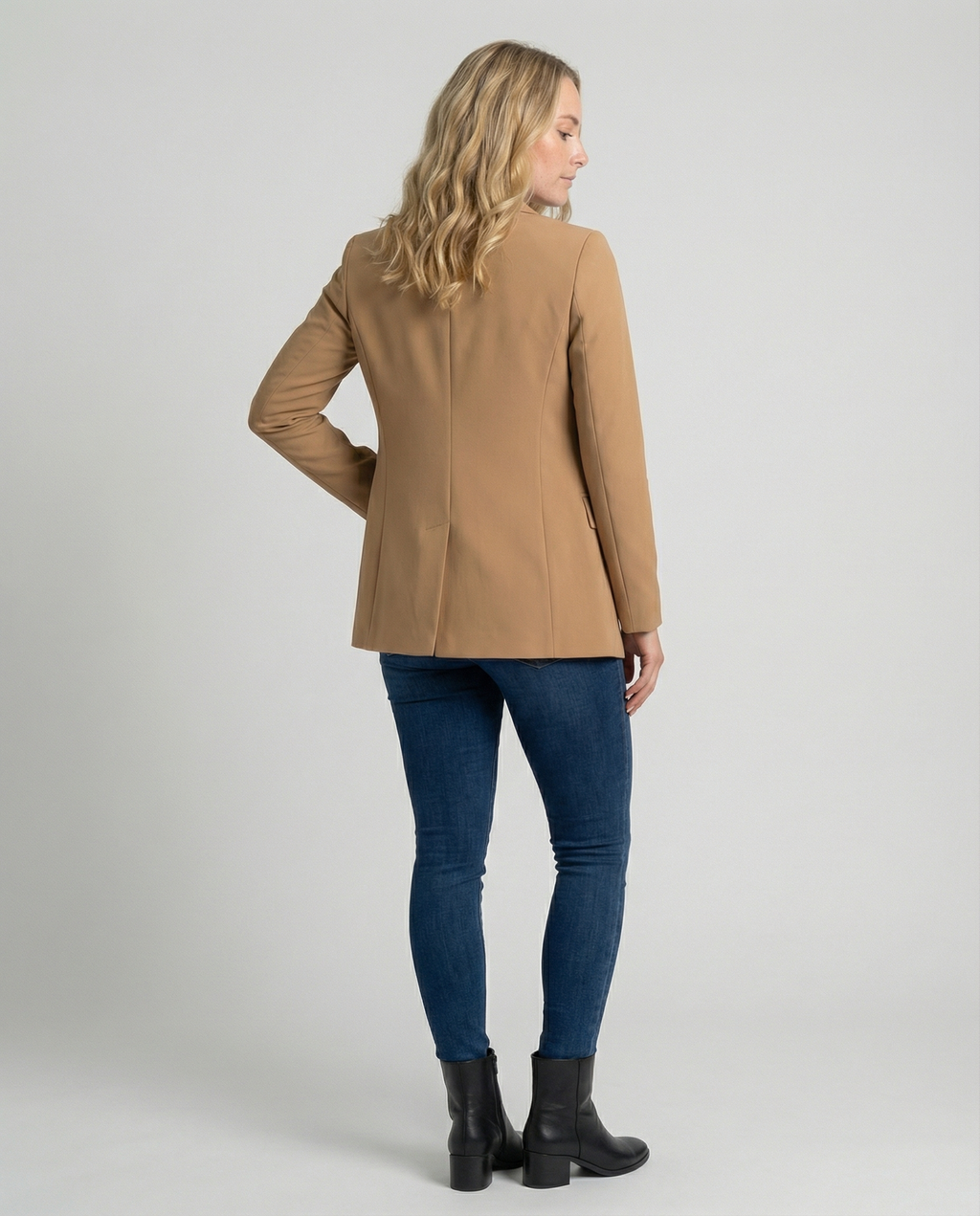 The Eira Blazer — Khaki Tailored