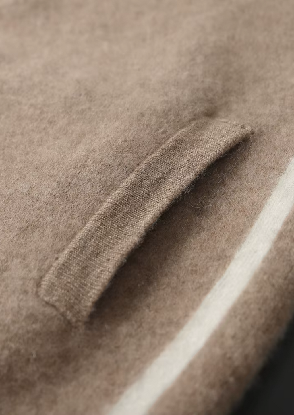 Sweat à capuche zippé en cachemire premium bicolore