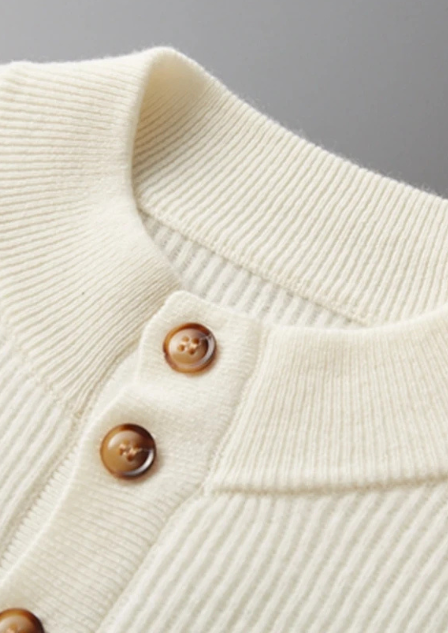 Pull Henley classique côtelé en cachemire premium