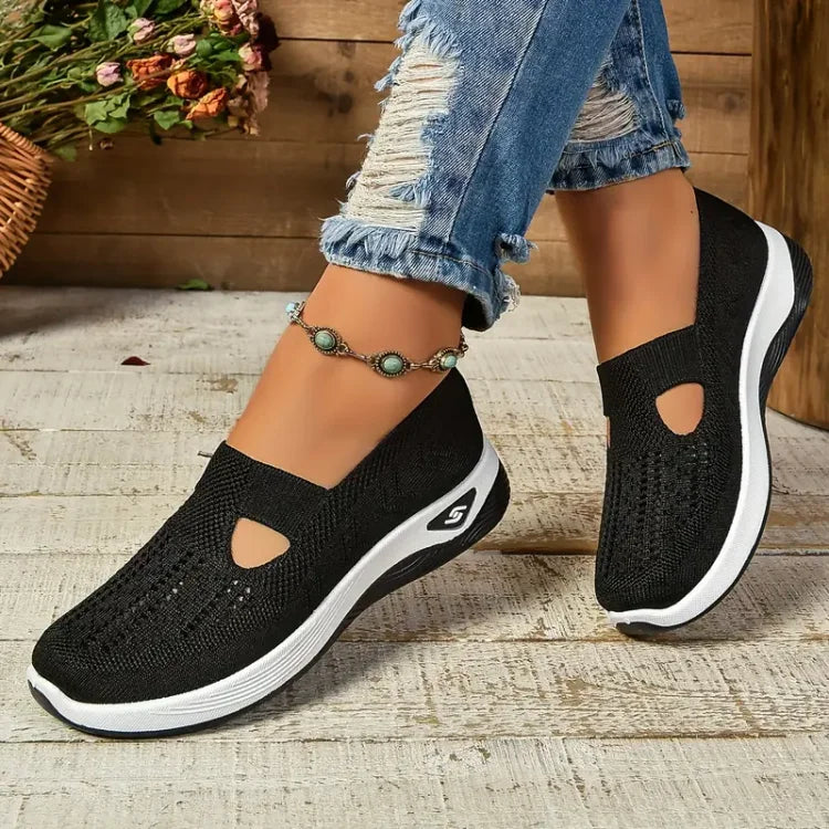 The Lyra Knit Slip-On — Midnight