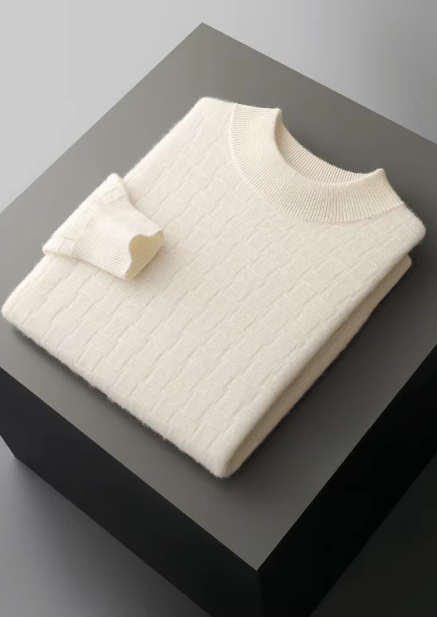 Col montant en laine mérinos extra-fine pure avec texture