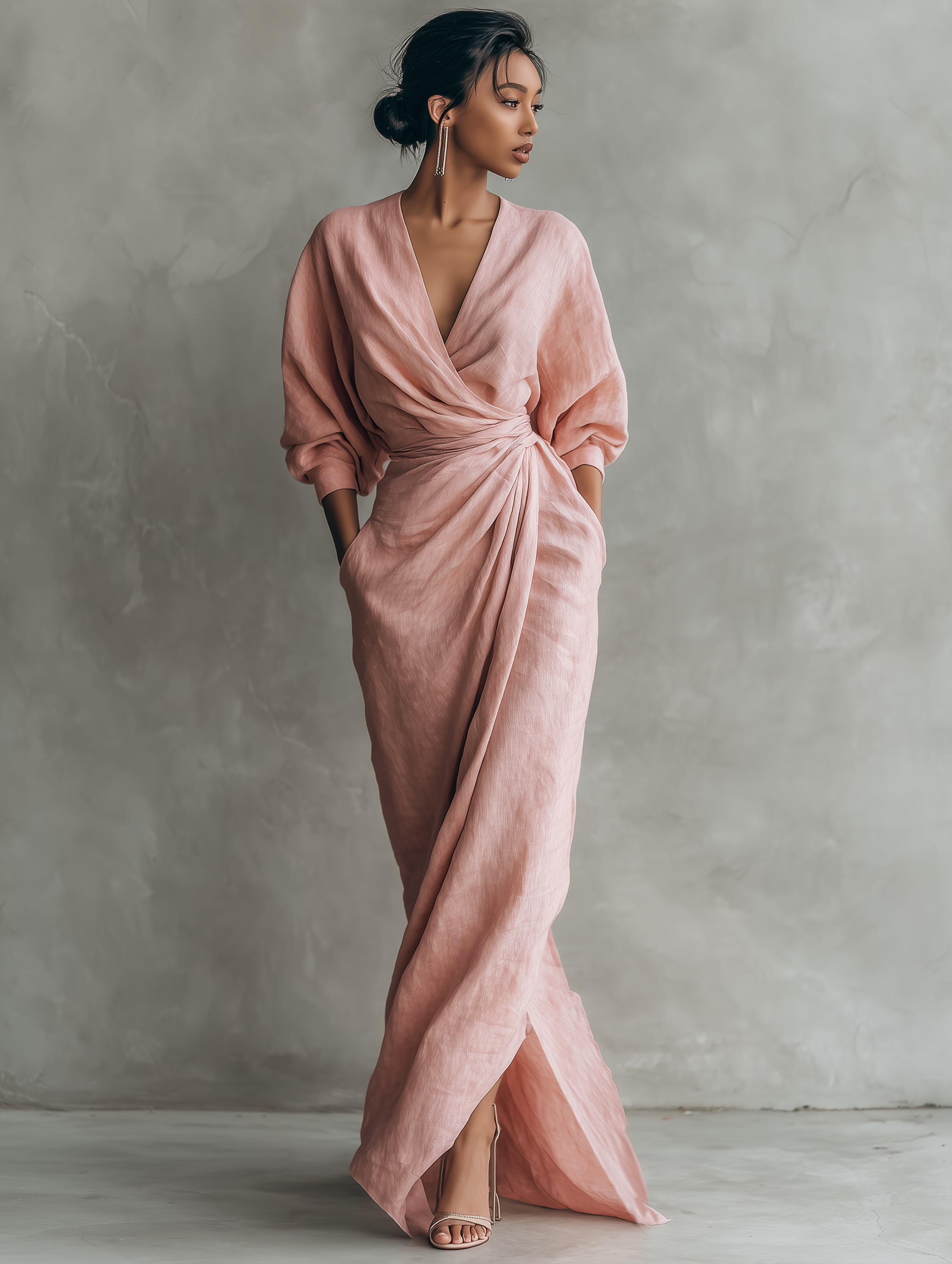 Taylor - Robe Maxi Minimaliste Rose avec Col en V, Confectionnée en Mélange de Lin pour Femmes