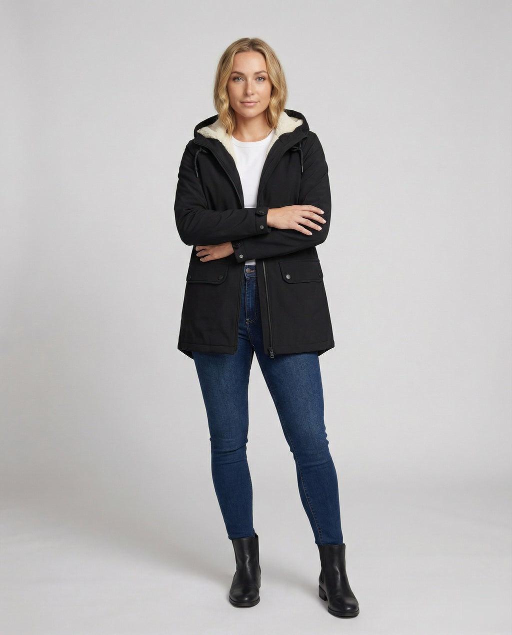 The Elara Parka — Onyx Fleece Lined