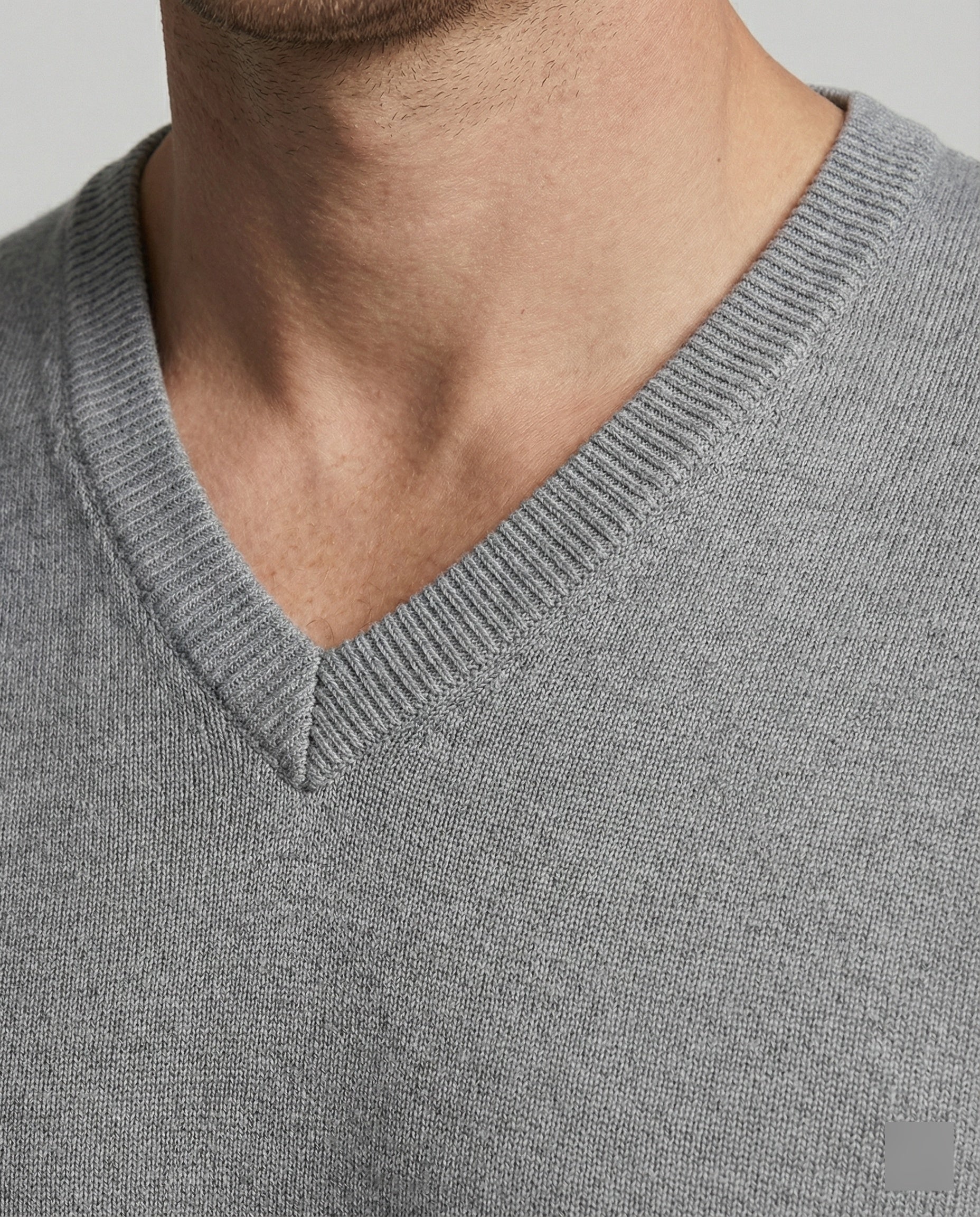 Elian V-Neck Knit — Light Gray