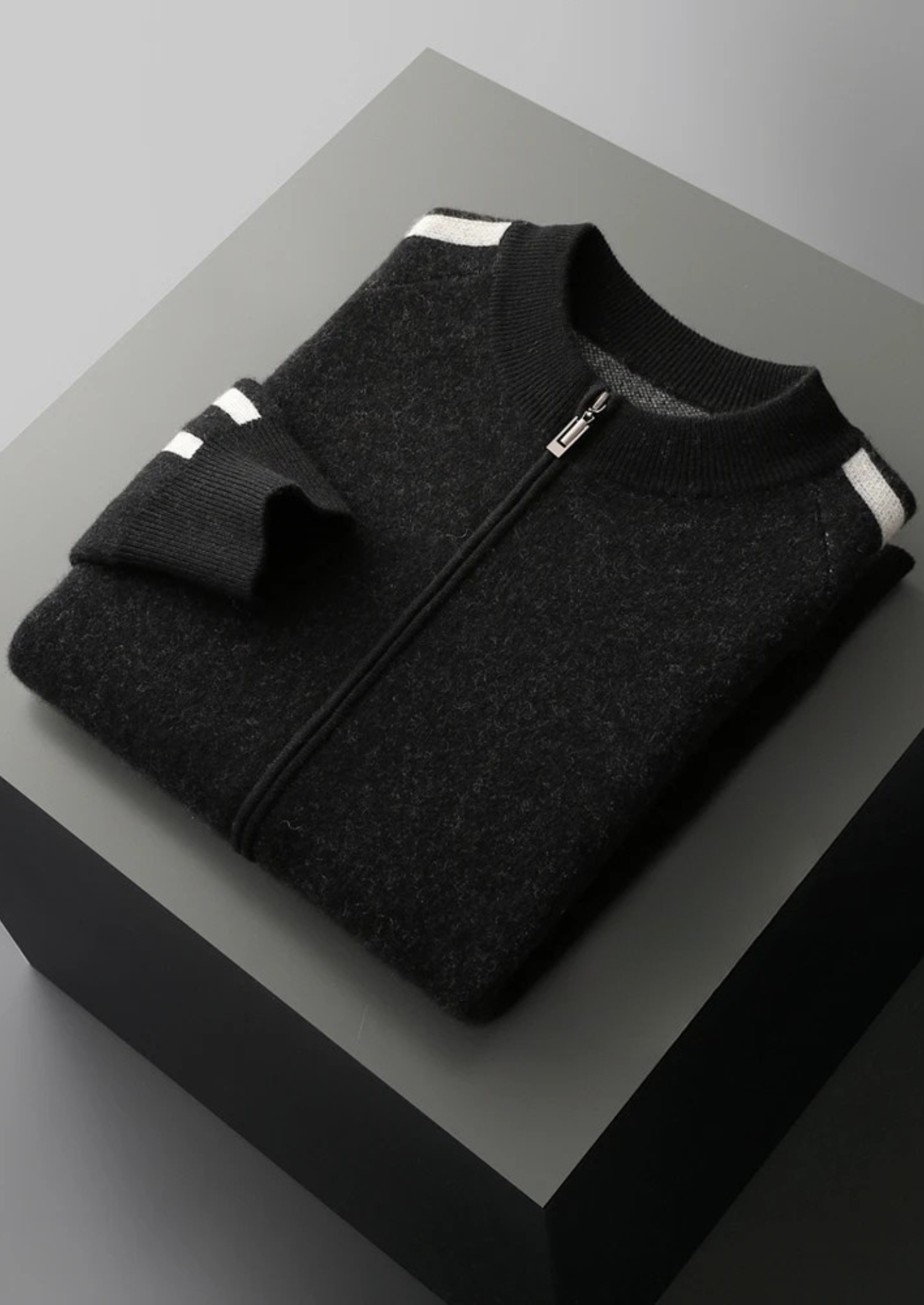 Cardigan en laine mérinos extra-fine pure avec rayures