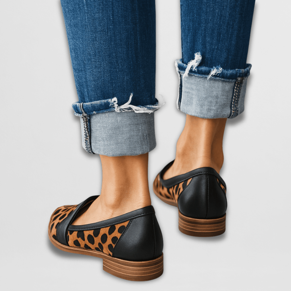 The Edda Loafer — Khaki Suede