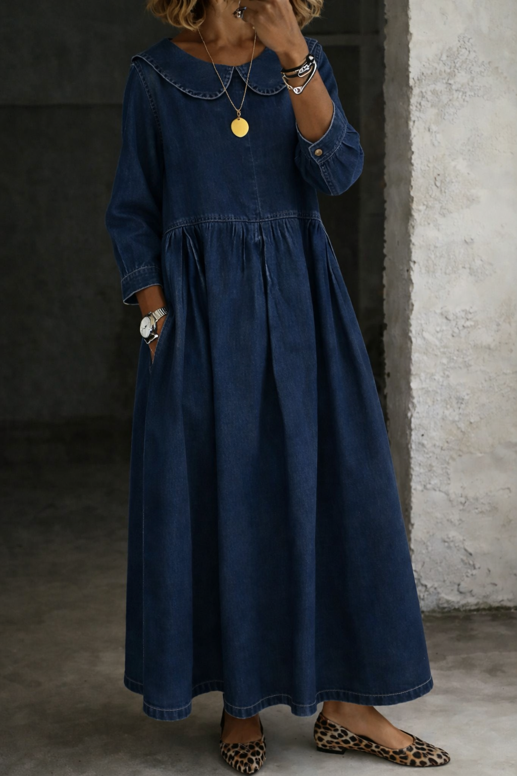 Clara | Robe en jean avec col Claudine