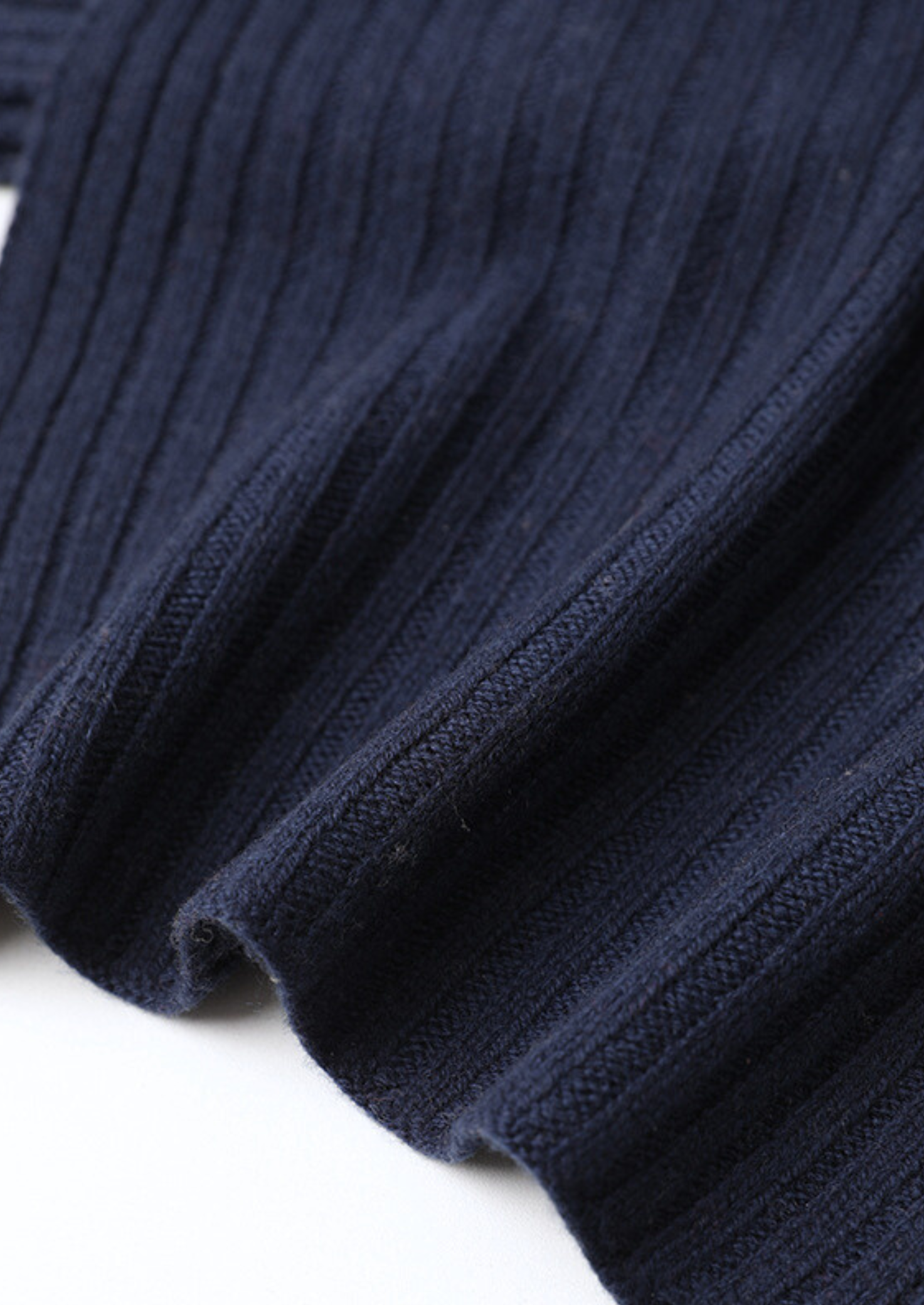 INDISPENSABLES HIVERNAUX EN LAINE MÉRINOS EXTRA-FINE PURE - BLEU MARINE