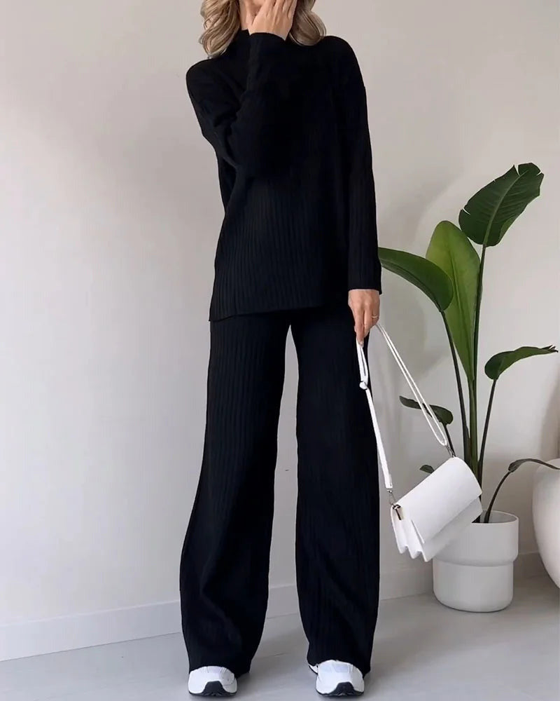 The Kyra Lounge Set — Apricot Ribbed Knit