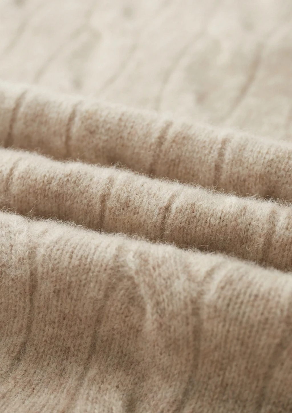 Demi-zip en laine mérinos pure extra-fine avec câble