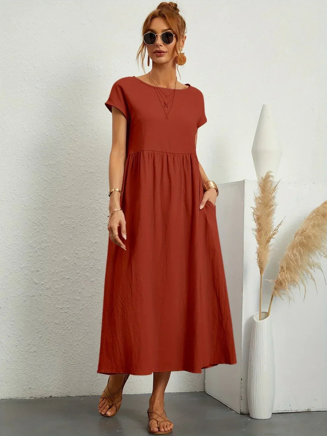 Gabrielle™ — Élégance intemporelle dans une robe midi fluide