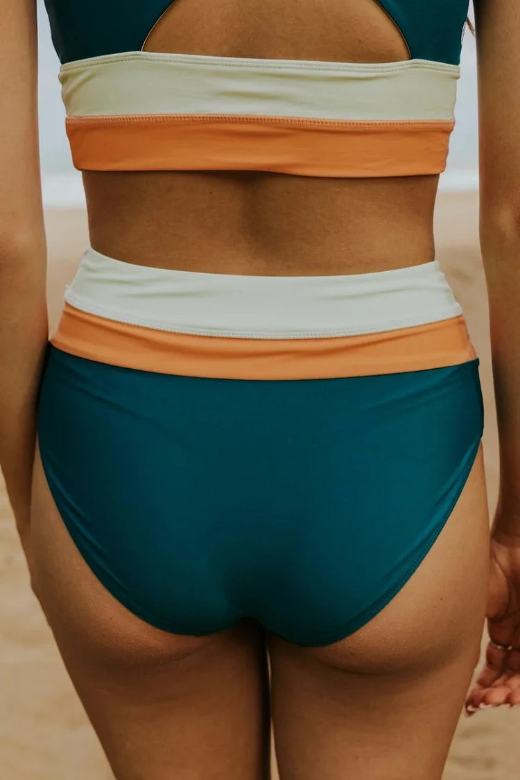 The Kaida — Obsidian Cutback Bikini Set