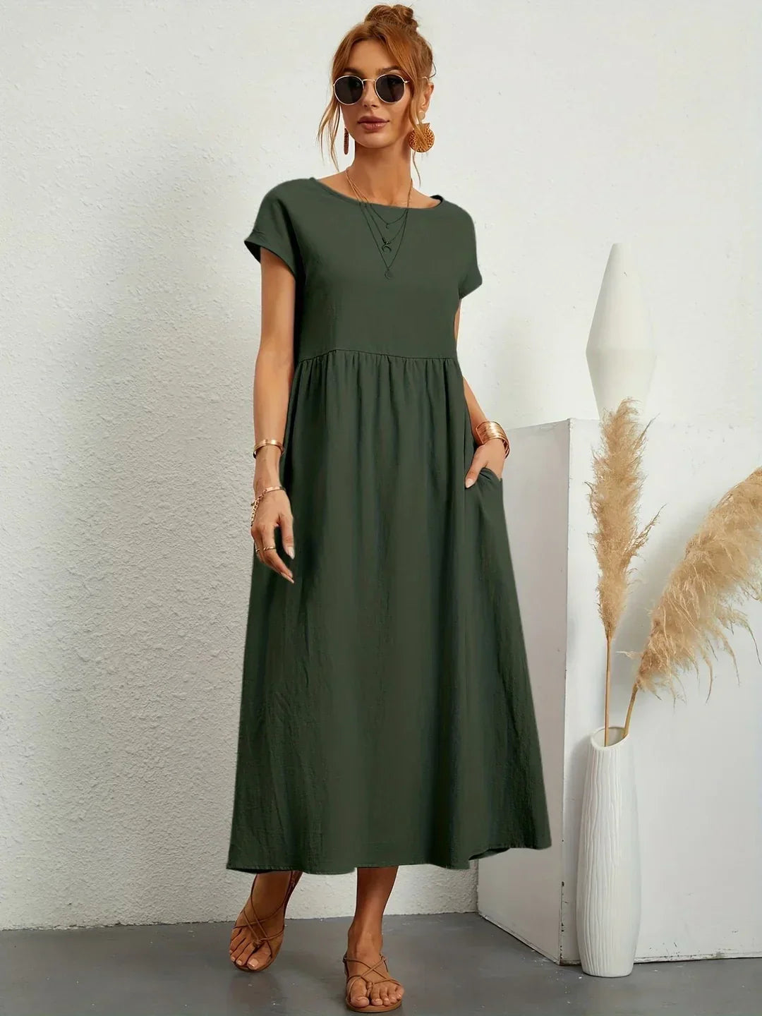 Gabrielle™ — Élégance intemporelle dans une robe midi fluide