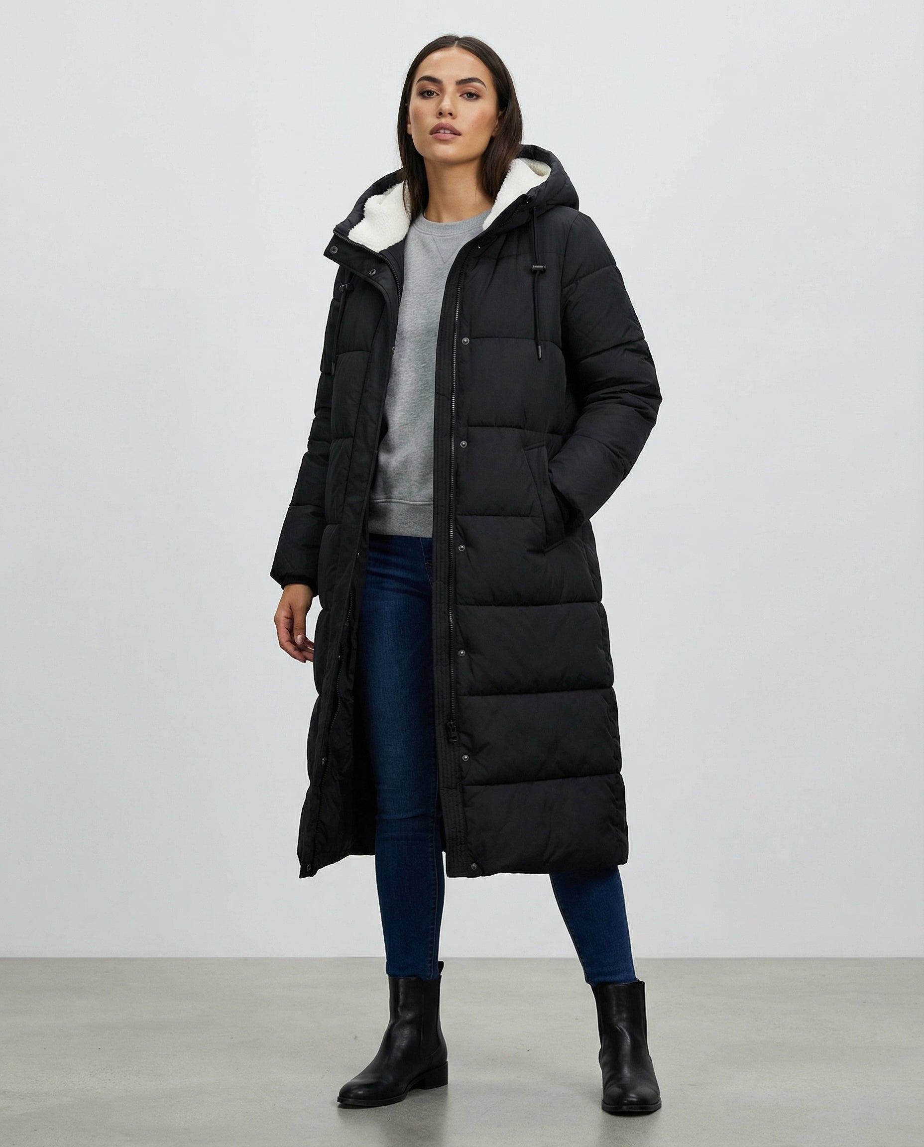 The Liora — Obsidian Down Coat
