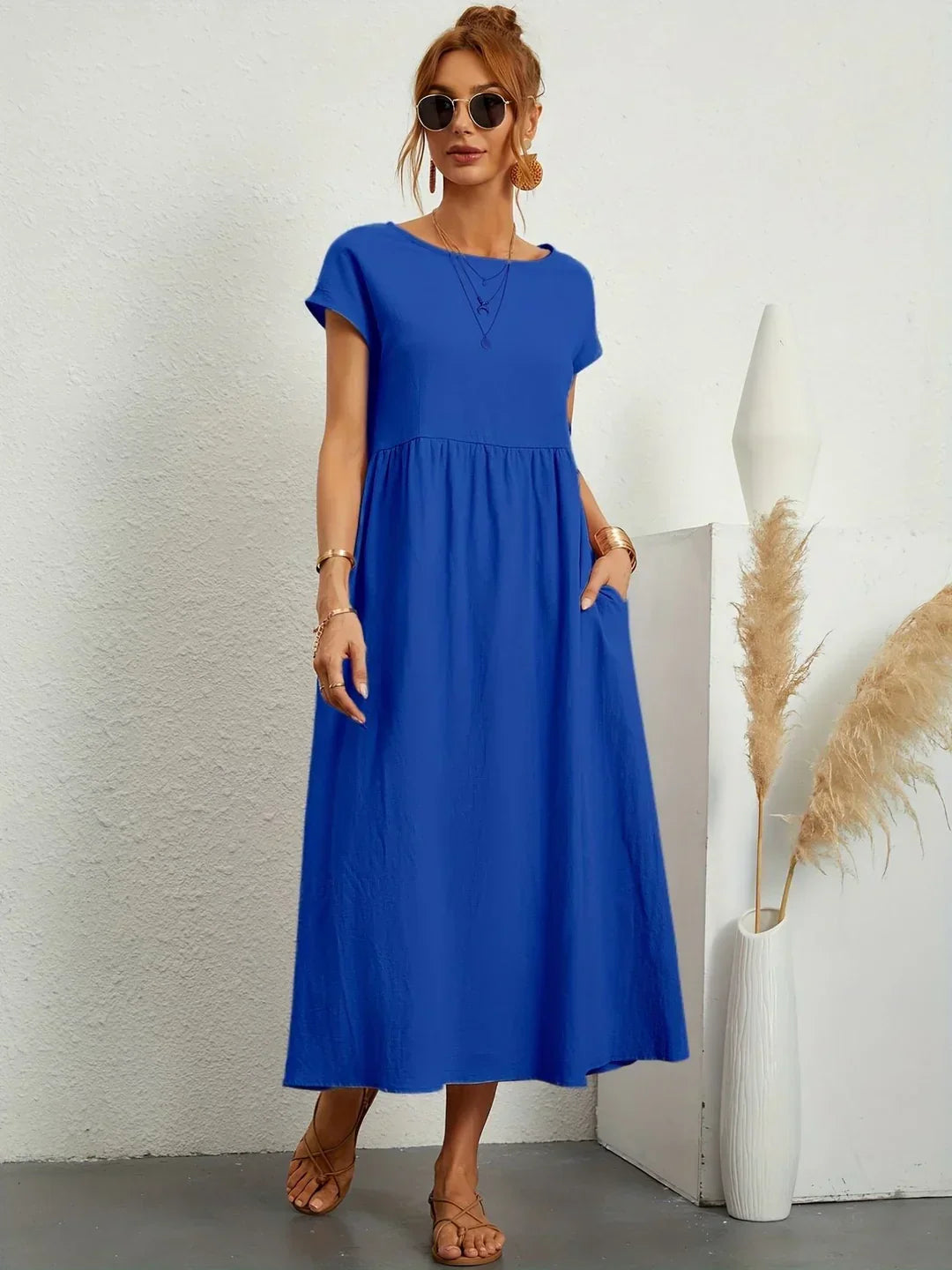 Gabrielle™ — Élégance intemporelle dans une robe midi fluide