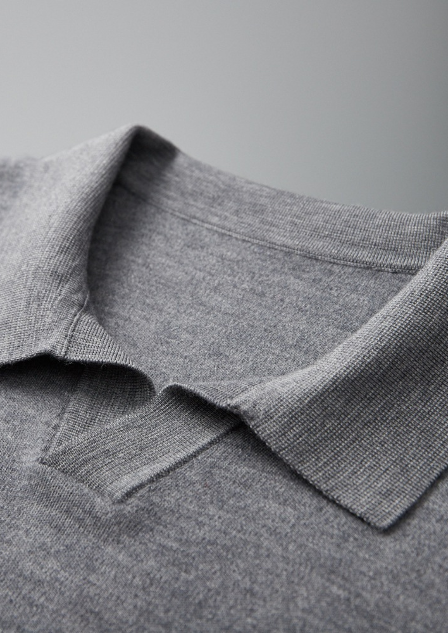Polo en cachemire premium sans boutons