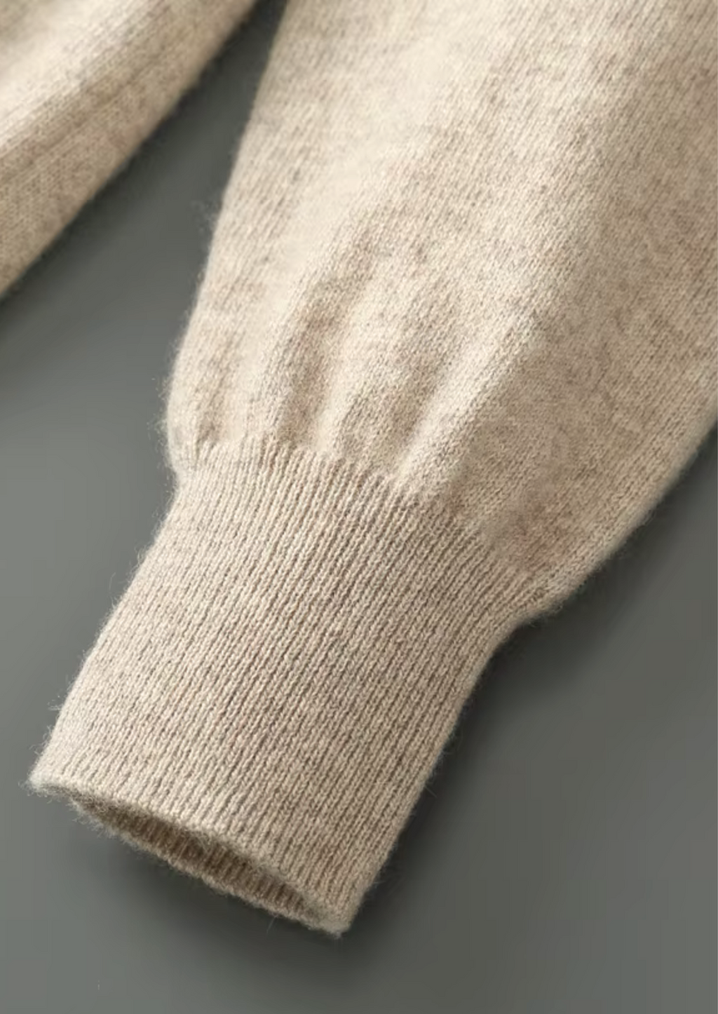 PULL EN LAINE MÉRINOS EXTRA-FINE PURE AVEC DEMI-FERMETURE ÉCLAIR