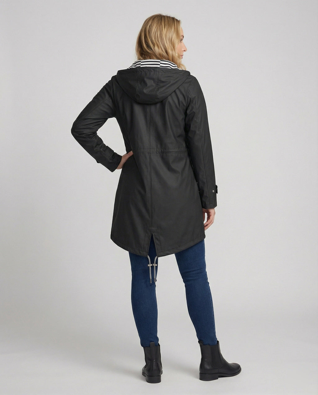 The Sora — Midnight Hooded Parka