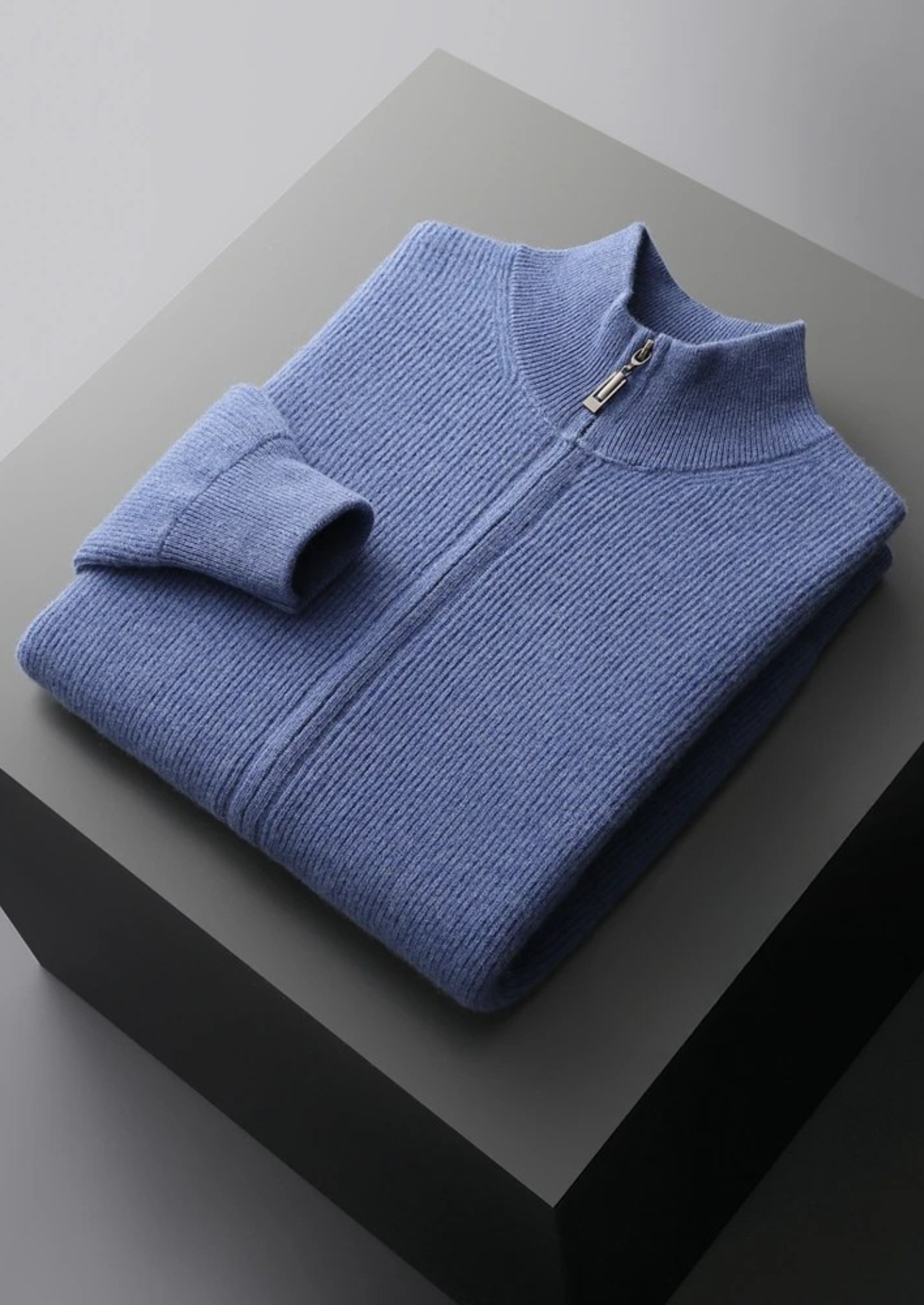 Cardigan zippé à côtes en mérinos extra-fin pure laine vierge
