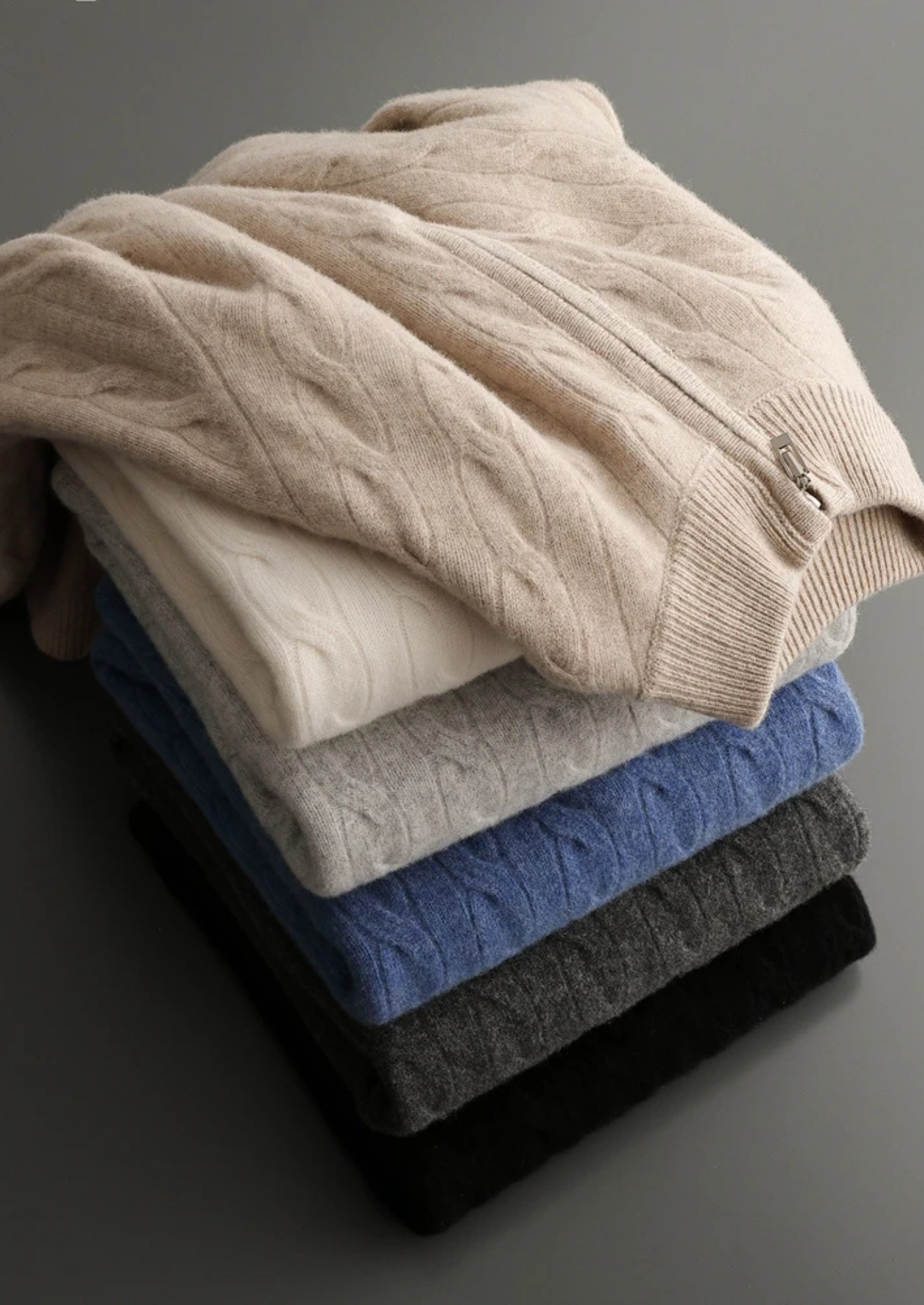 Demi-zip en laine mérinos pure extra-fine avec câble