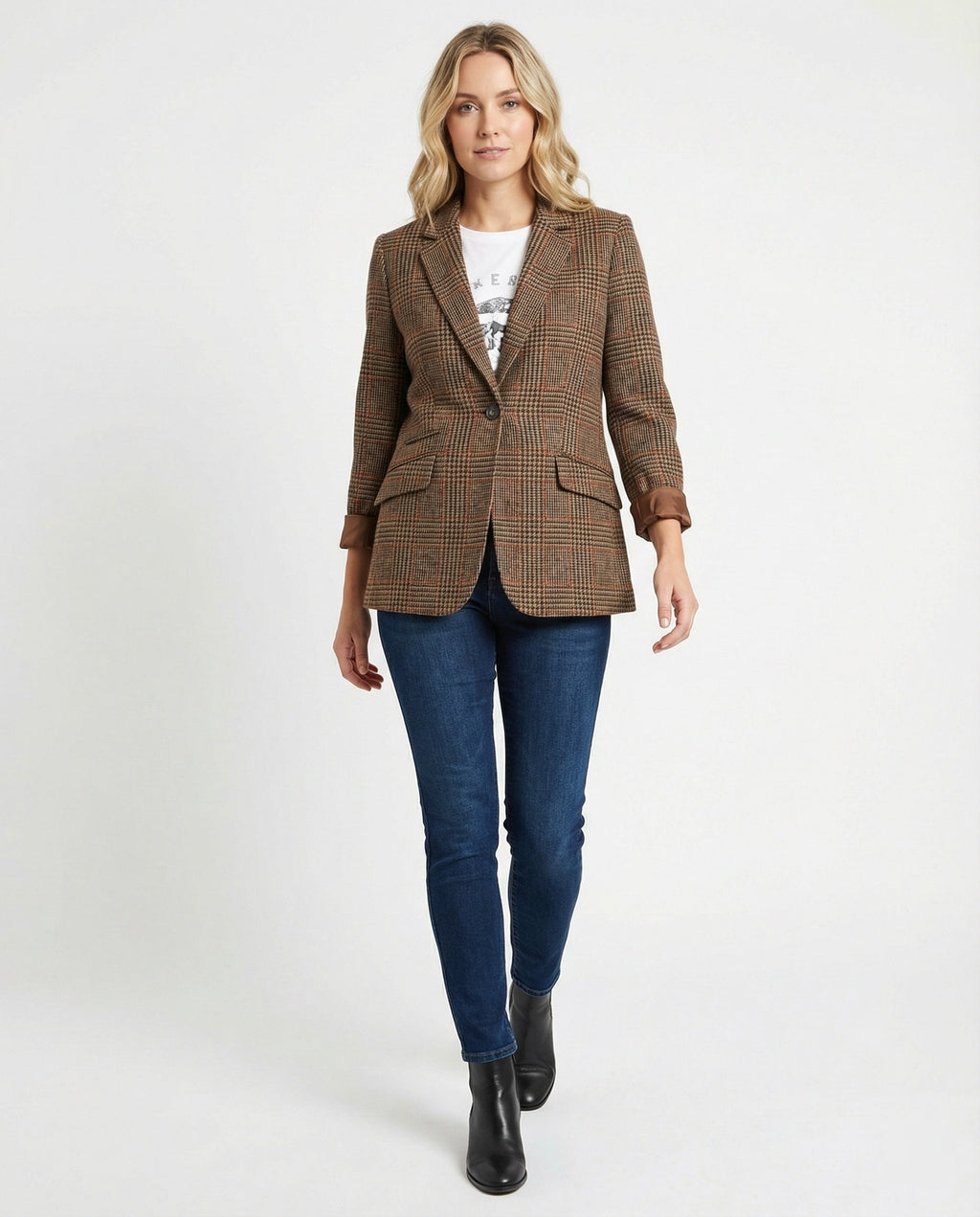 The Elara Blazer — Tawny Check