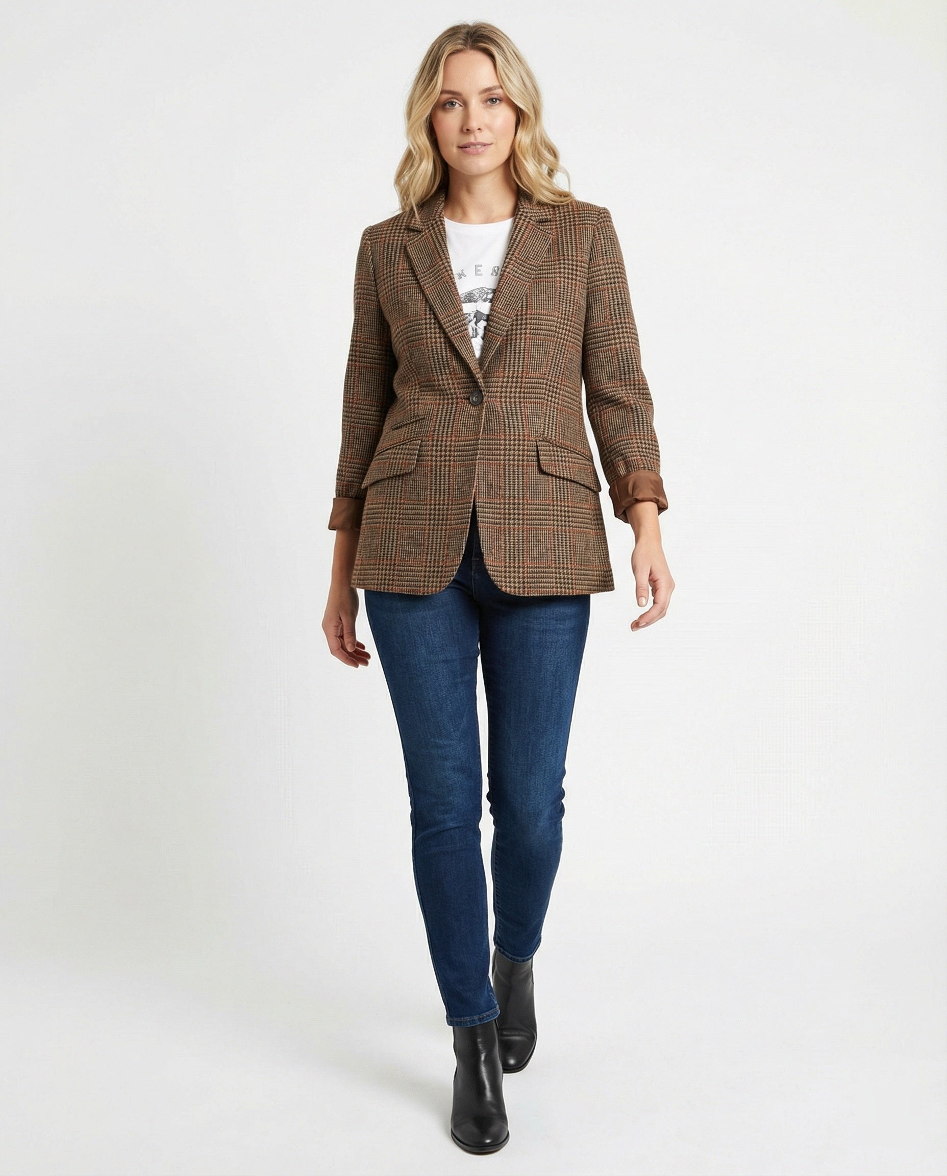 The Elara Blazer — Tawny Check