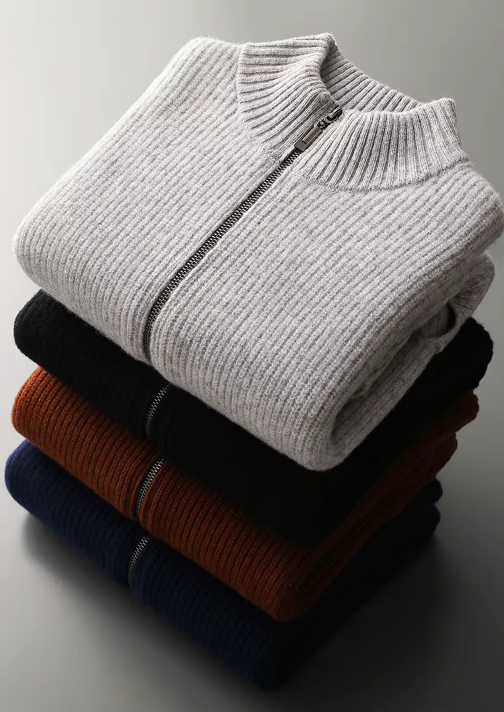 Cardigan en laine mérinos extra-fine pure à côtes tricotées