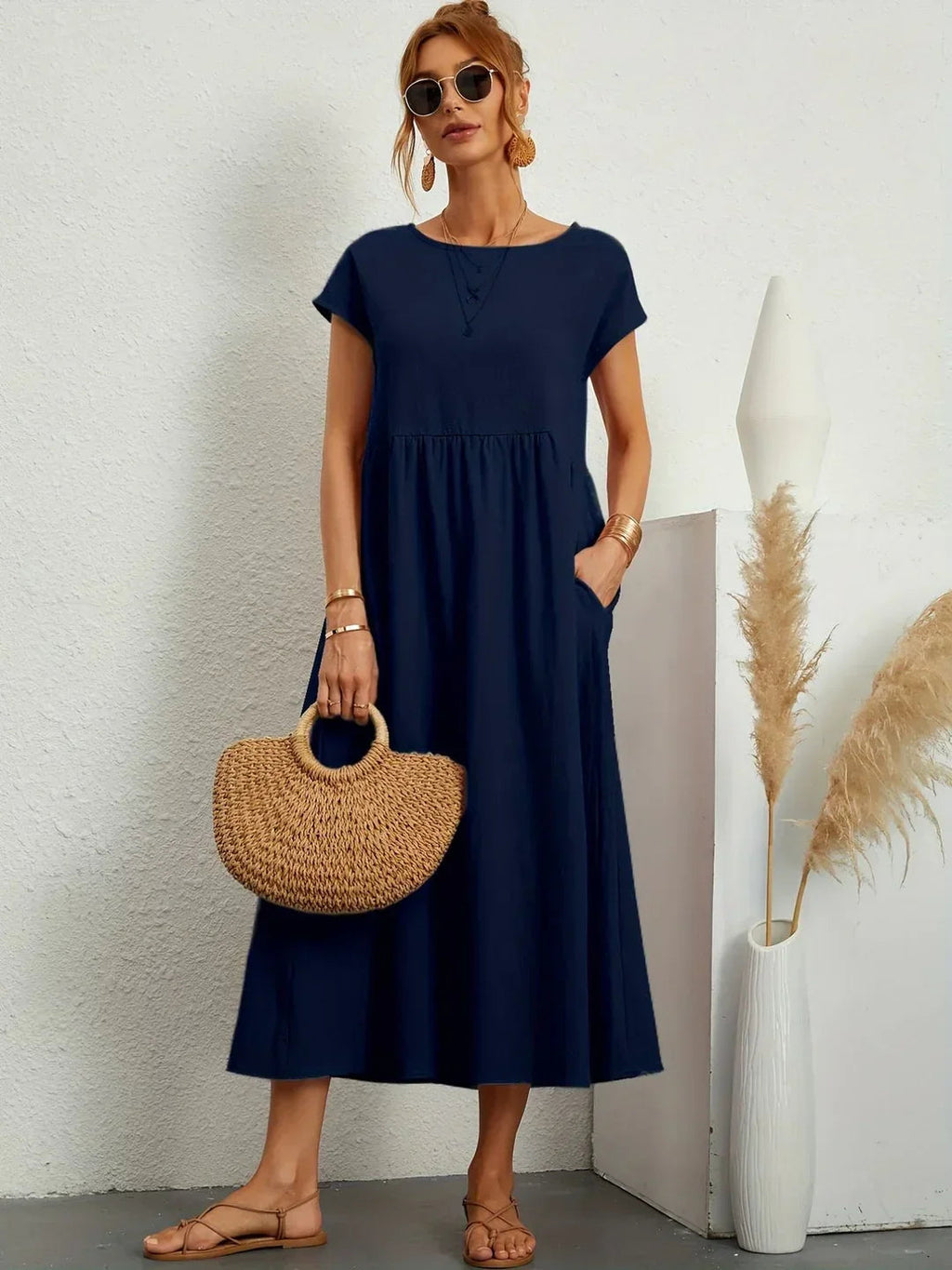 Gabrielle™ — Élégance intemporelle dans une robe midi fluide