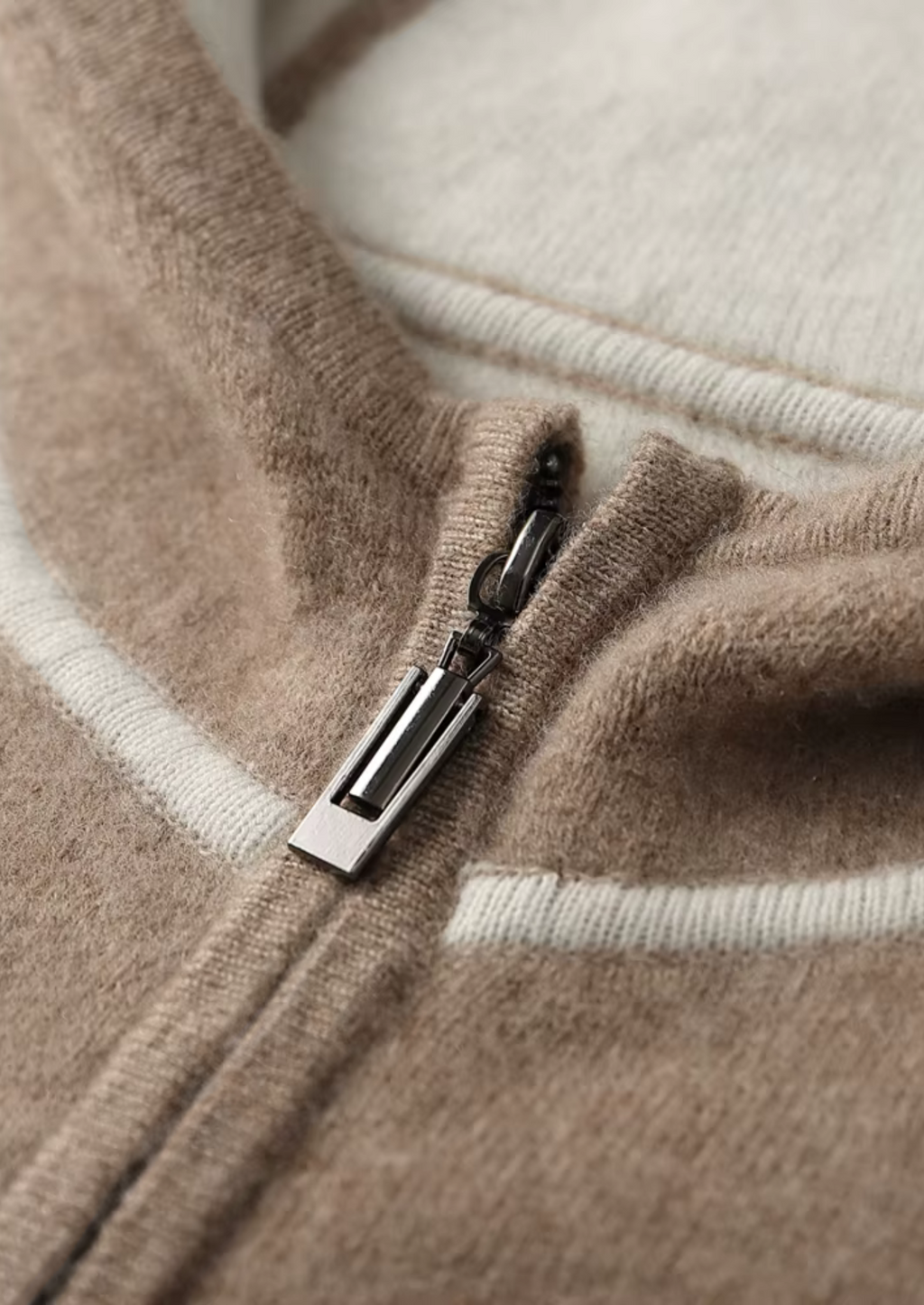 Sweat à capuche zippé en cachemire premium bicolore