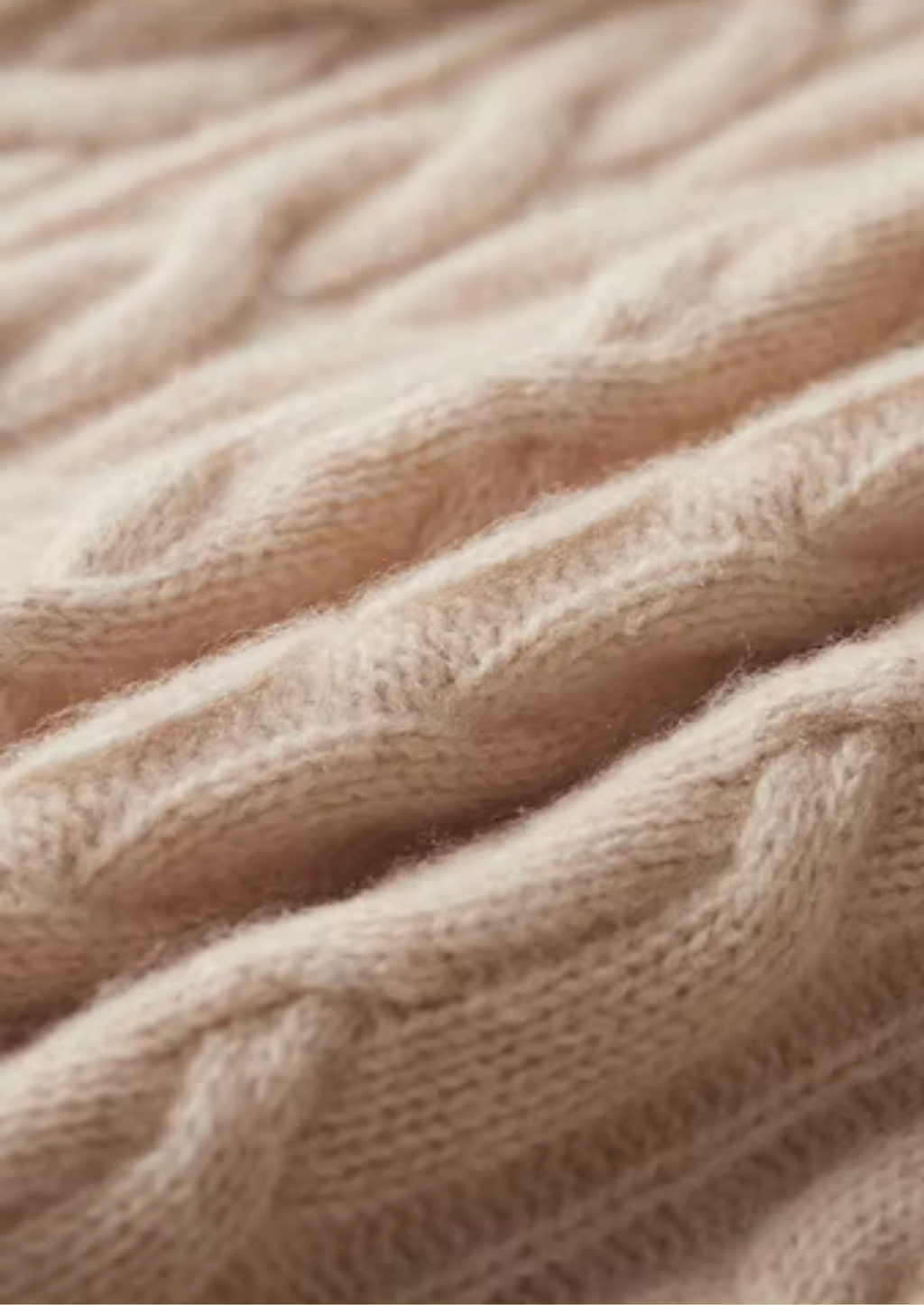 PULL EN LAINE MÉRINOS EXTRA-FINE PURE, MAILLE TORSADÉE, COL ROND