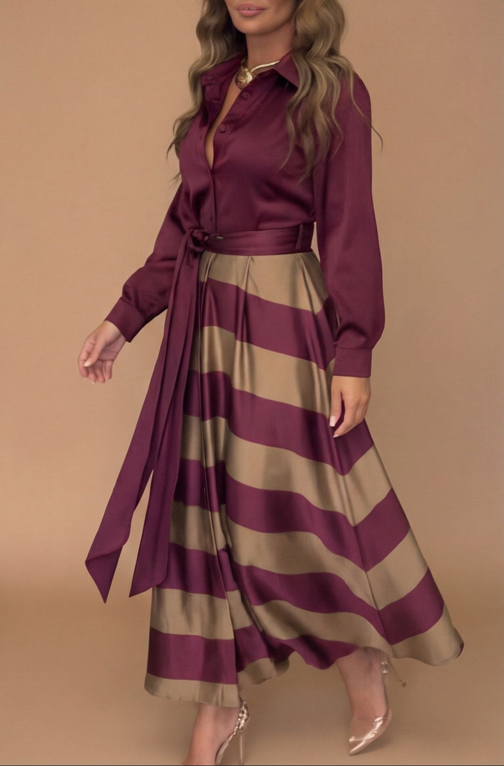 Mila™ - Robe longue rayée à bordure en dentelle