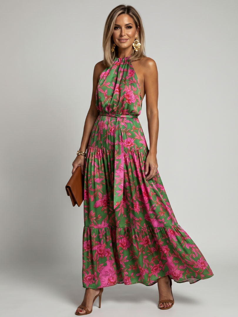 Robe midi rose avec design drapé et encolure halter élégante