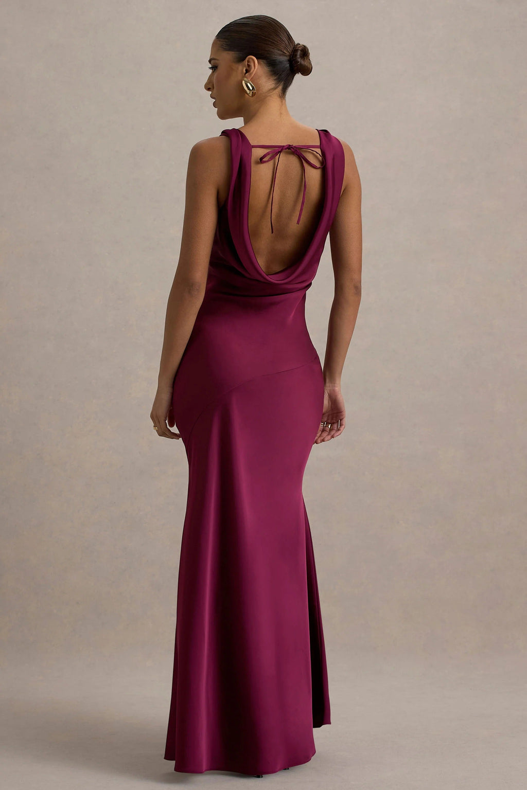 LENA | Robe Maxi au Style Minimaliste avec Encolure Drapée
