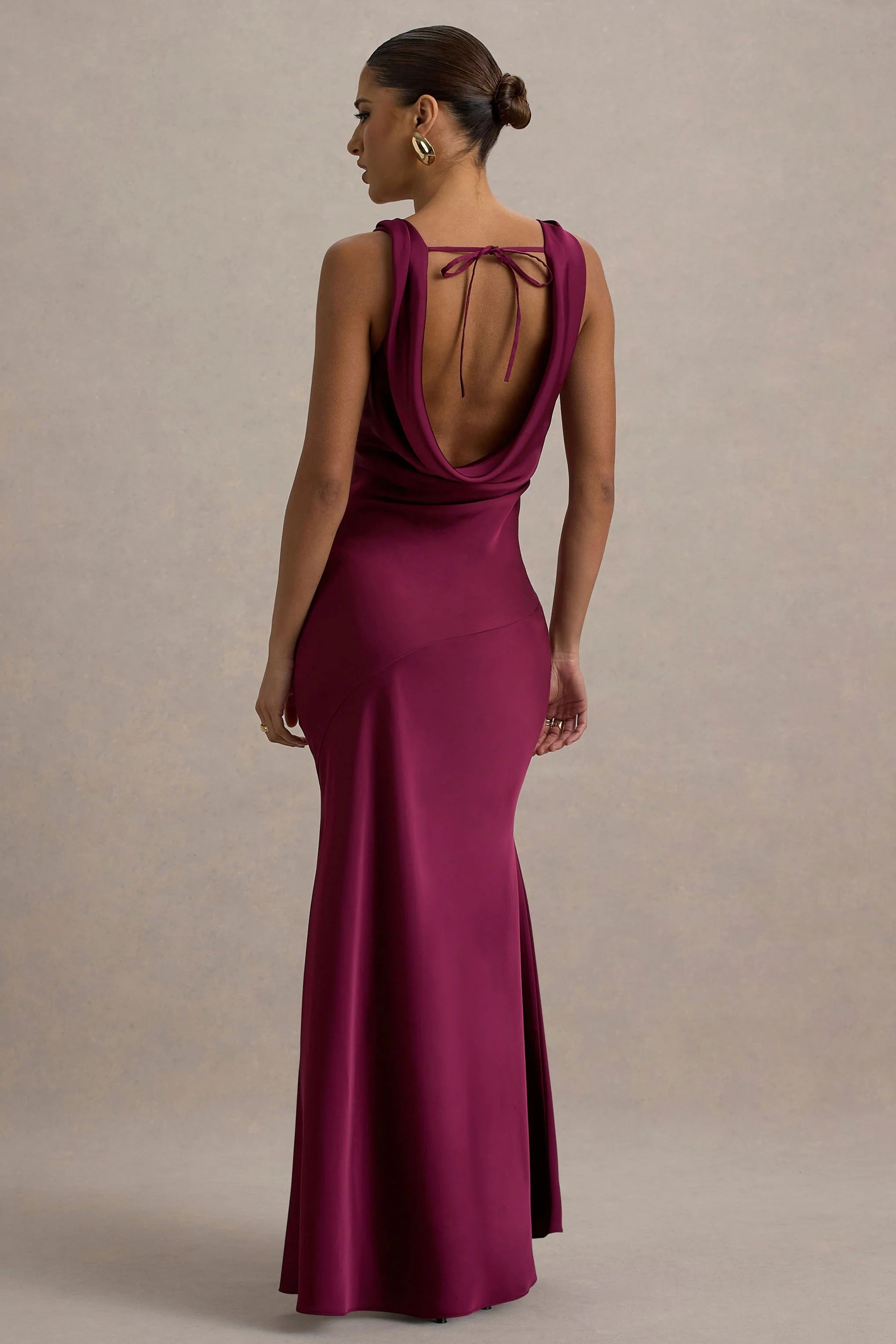 LENA | Robe Maxi au Style Minimaliste avec Encolure Drapée