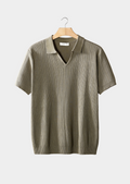 Polo côtelé taupe avec col ouvert